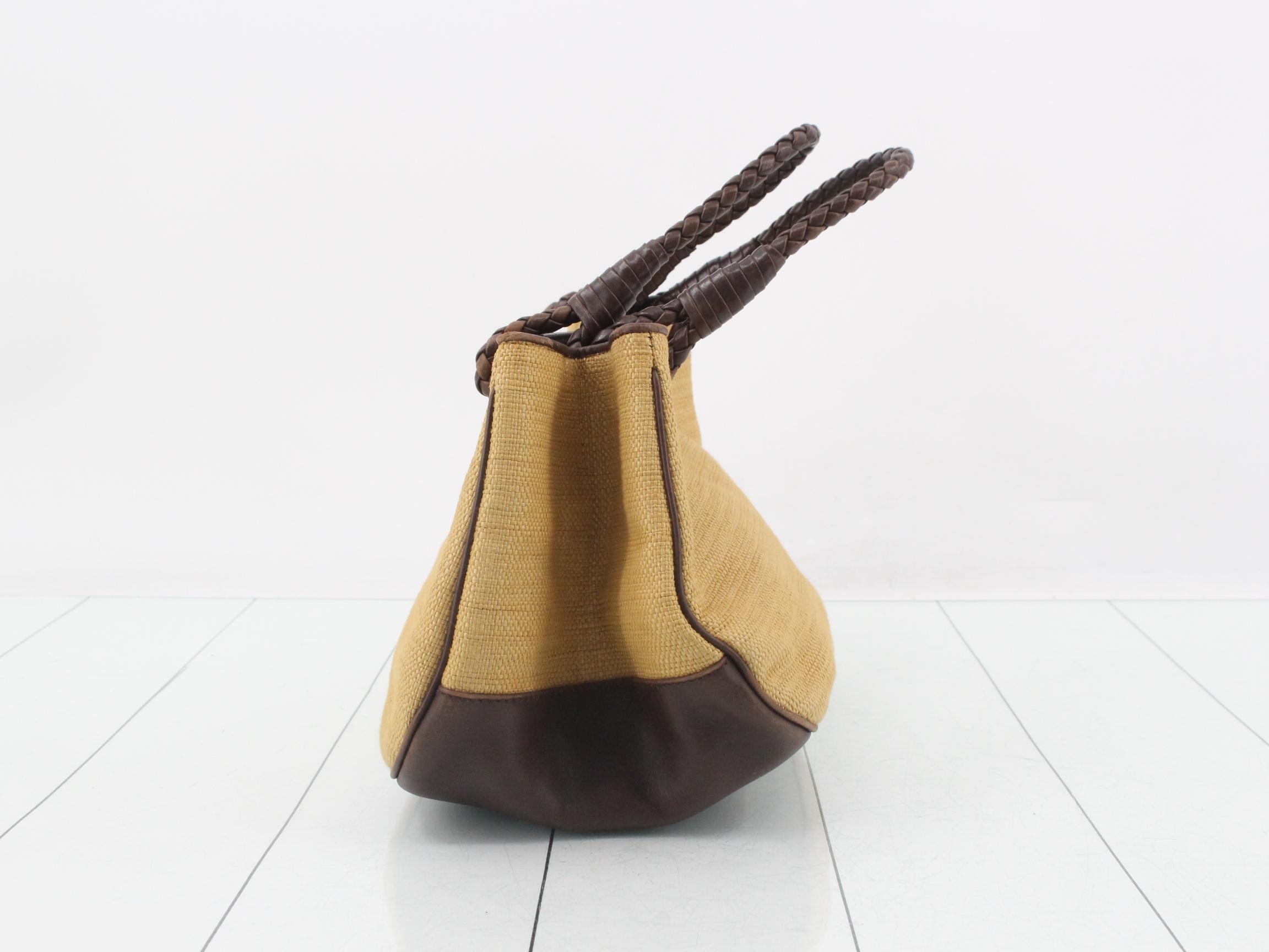 handbag — view 4