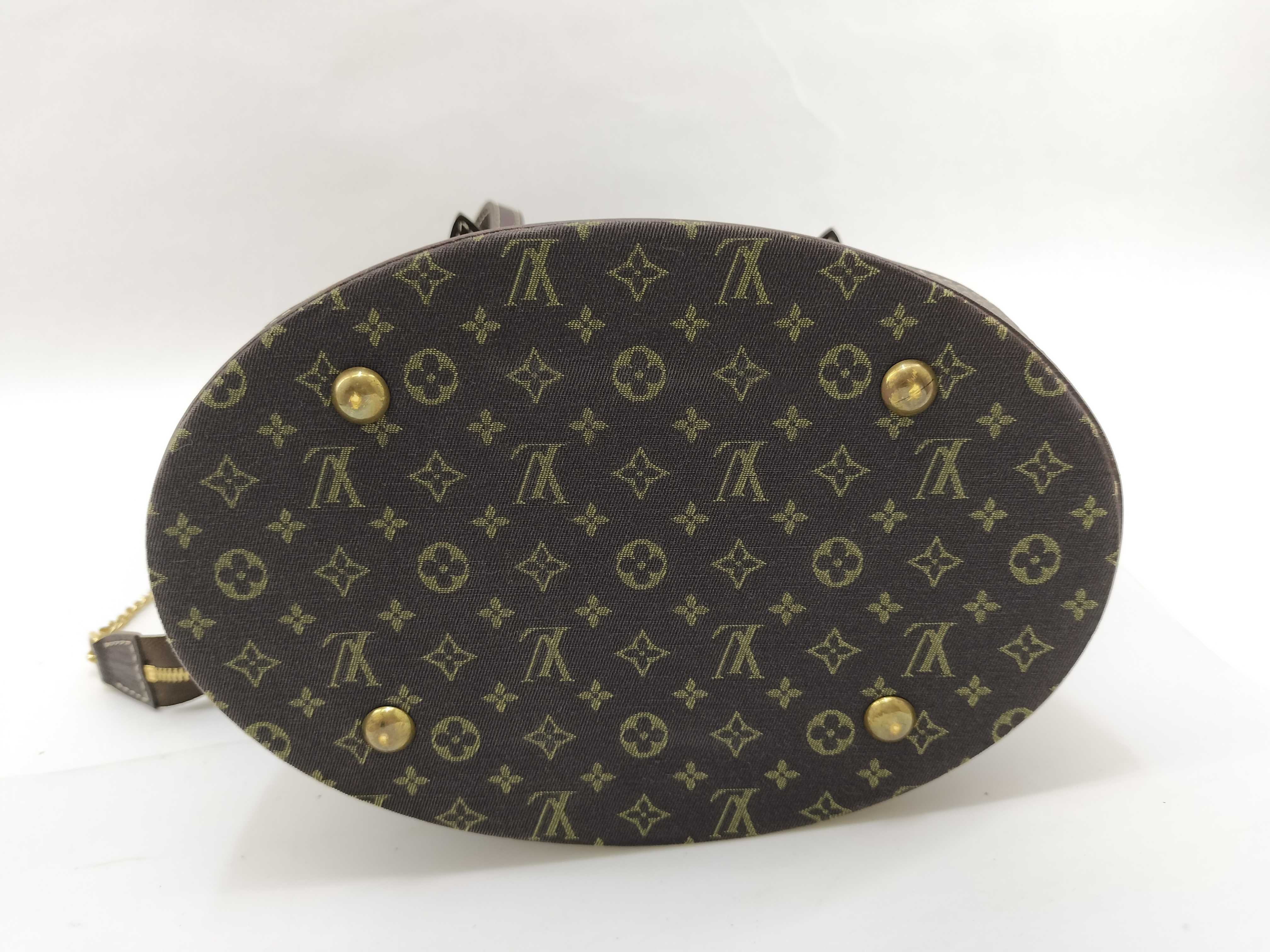 Monogram Mini Run Vuitton Monogram Mini Petit Bucket PM Handbag with Pouch Tote Bag — view 3