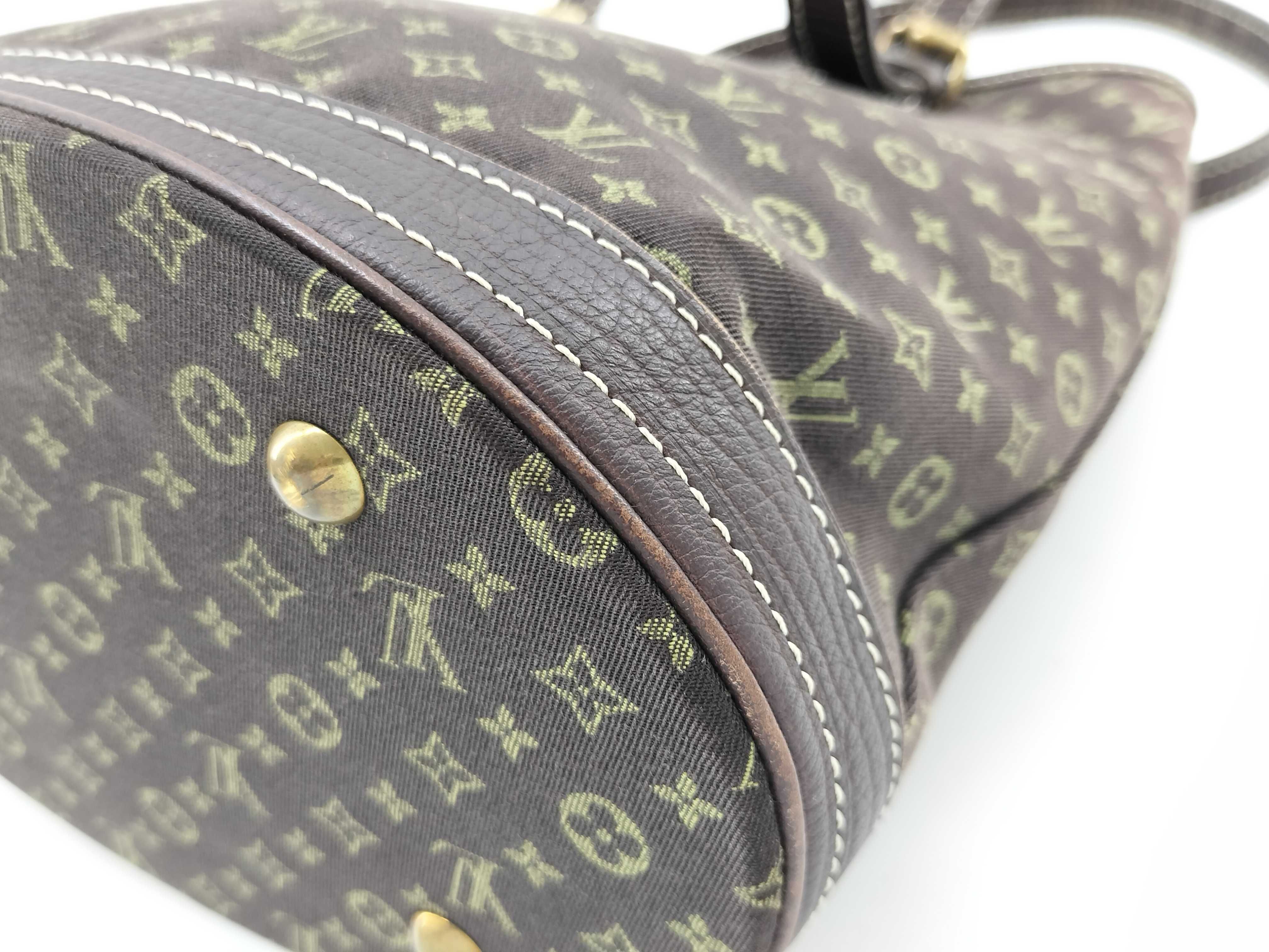 Monogram Mini Run Vuitton Monogram Mini Petit Bucket PM Handbag with Pouch Tote Bag — view 4
