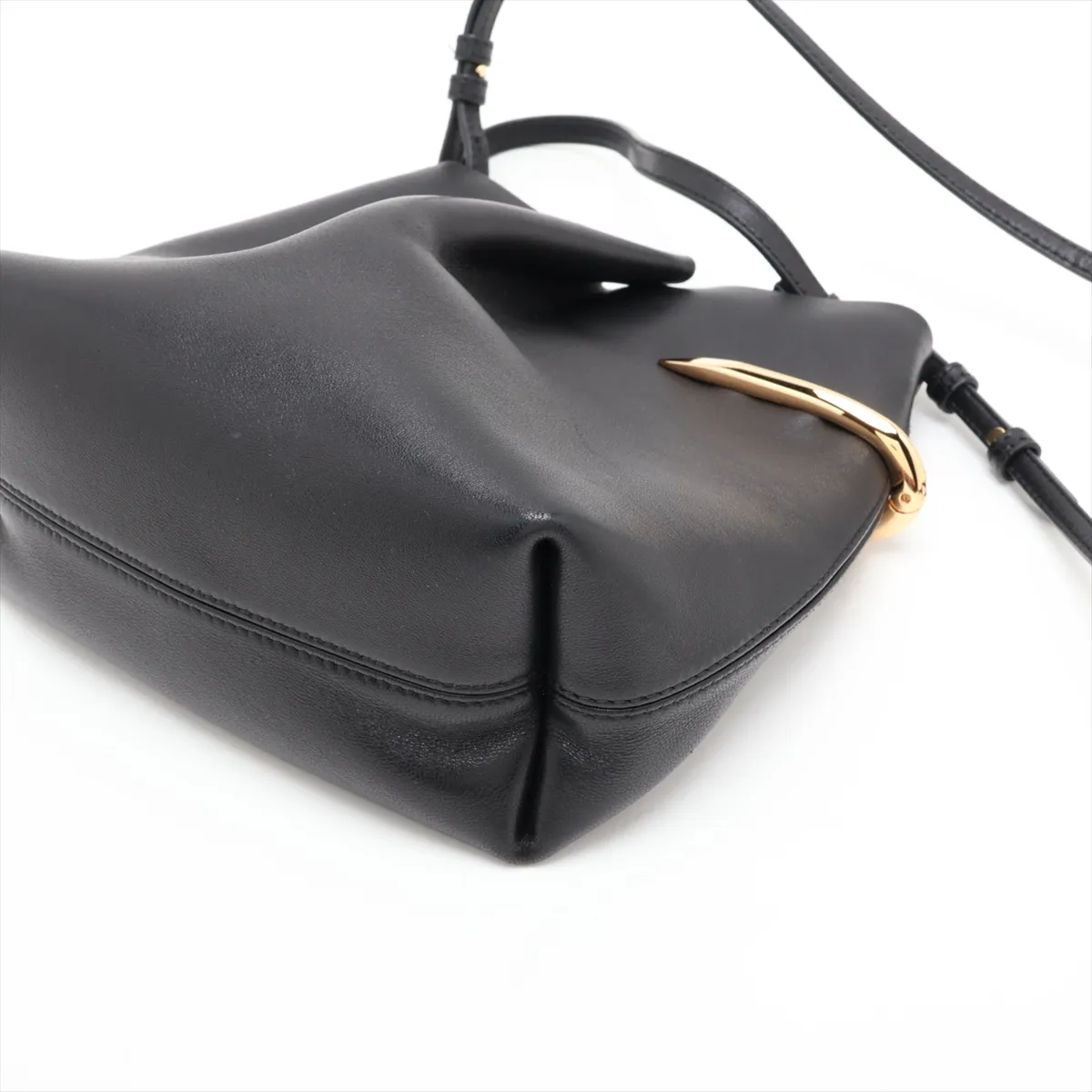 Pinch Me Leather 2-Way Handbag, Black — view 3
