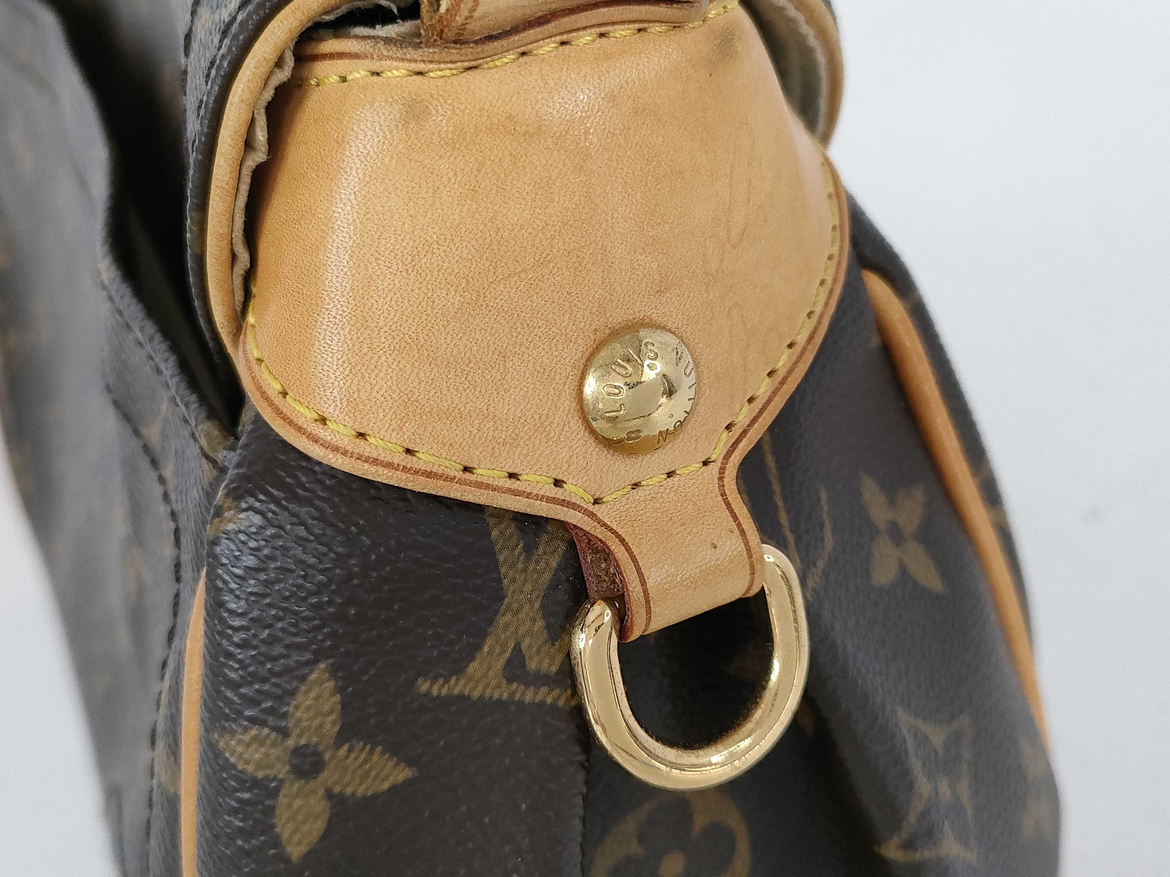 Monogram Beverly M40121 Louis Vuitton Handbag — view 14