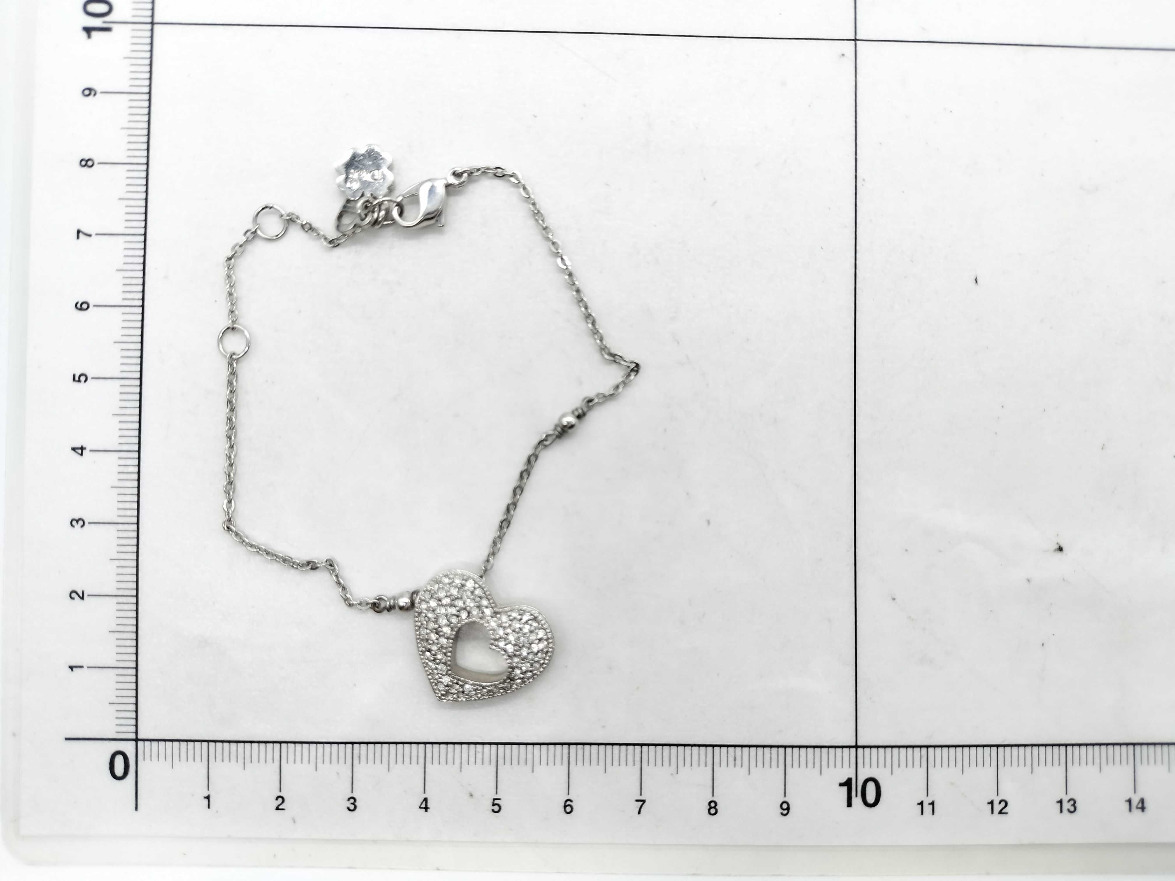 Silver Heart Bracelet Bracelet/Bangle — view 7