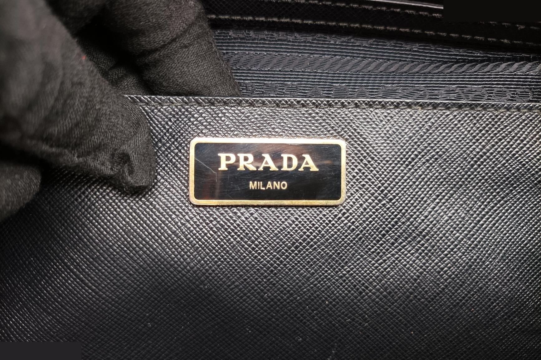 Galleria Saffiano Leather Black — view 7