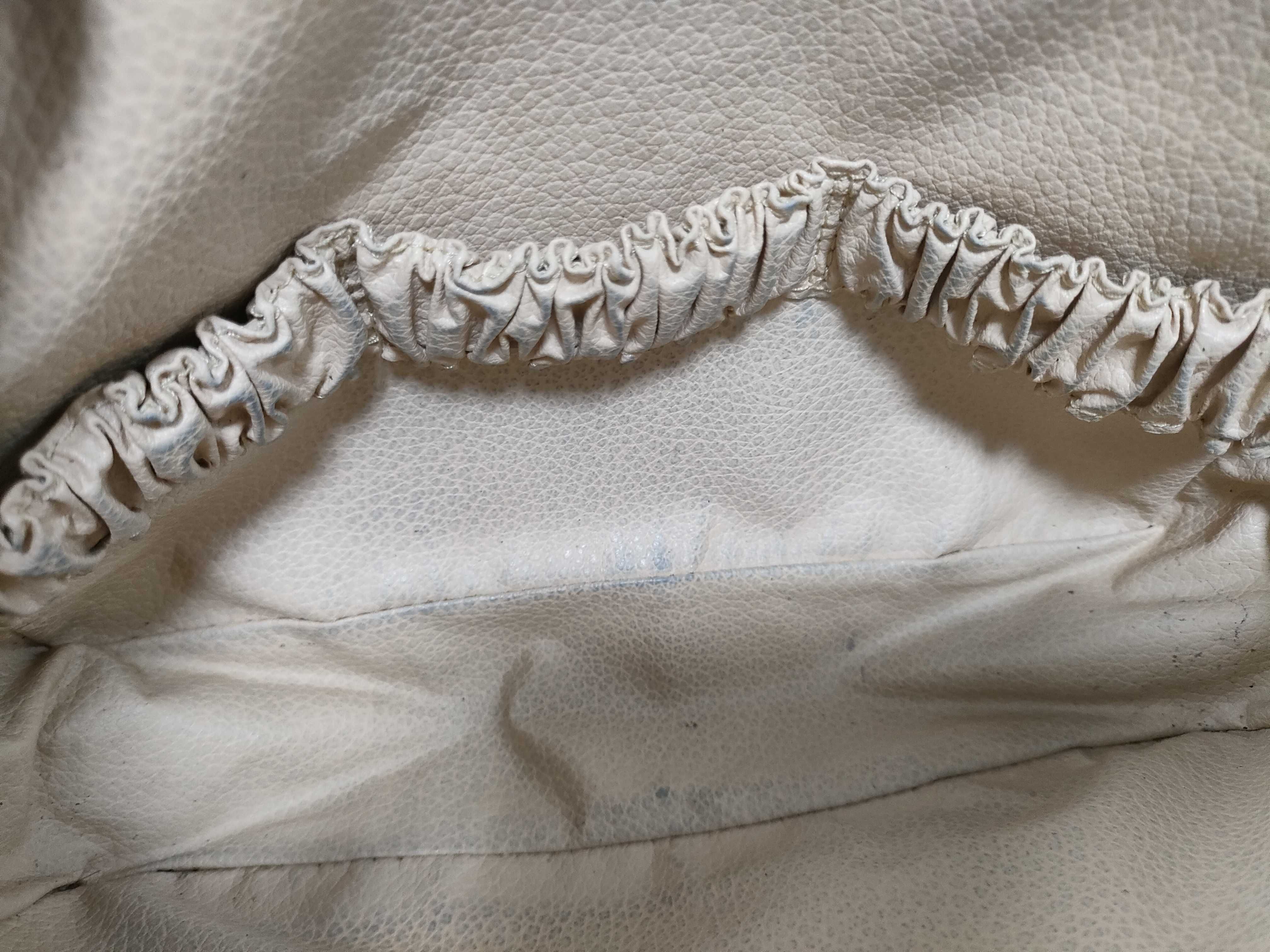Monogram Louis Vuitton Trousses Toilette 23 Second Bag — view 11