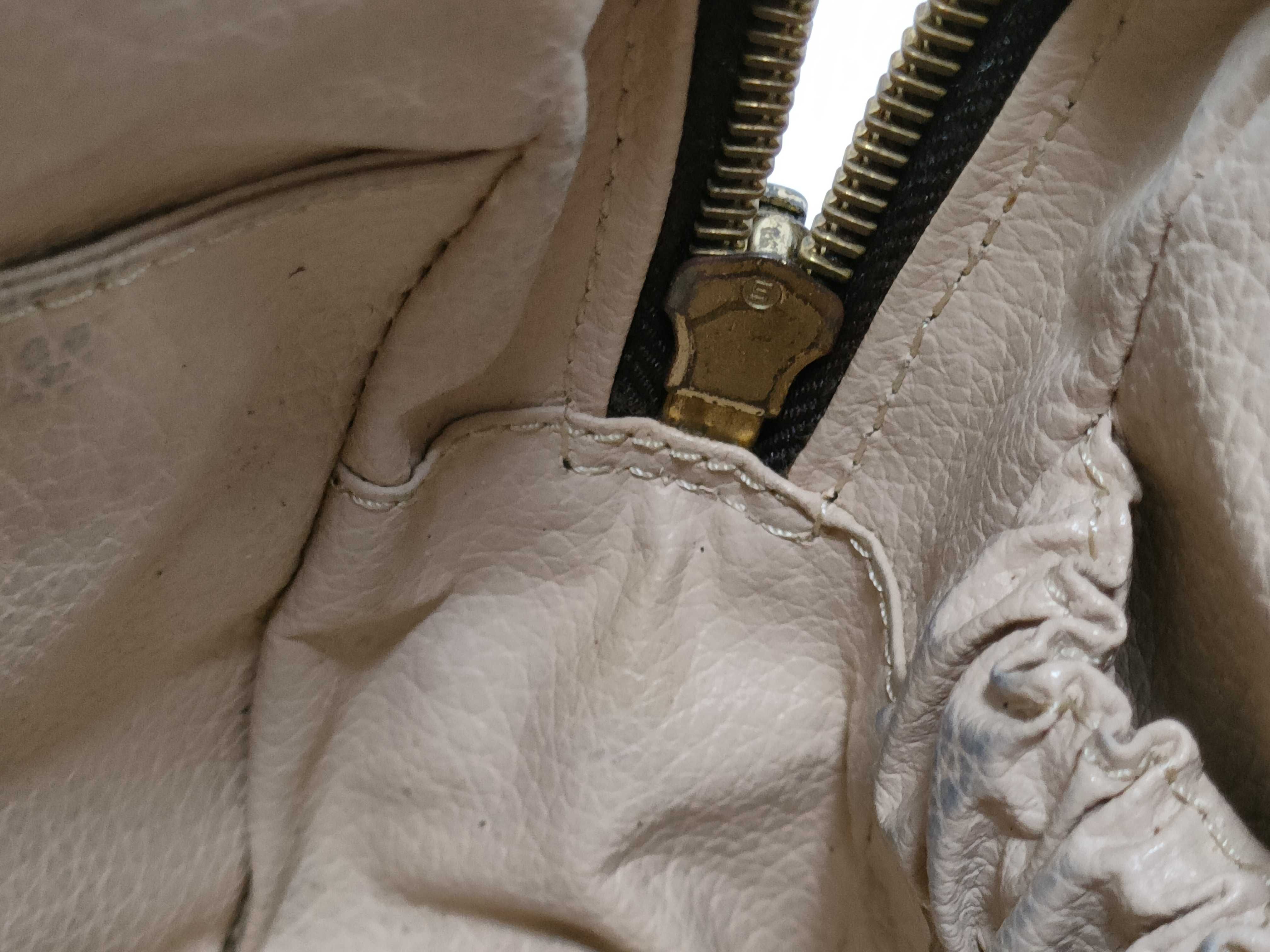 Monogram Louis Vuitton Trousses Toilette 23 Second Bag — view 9