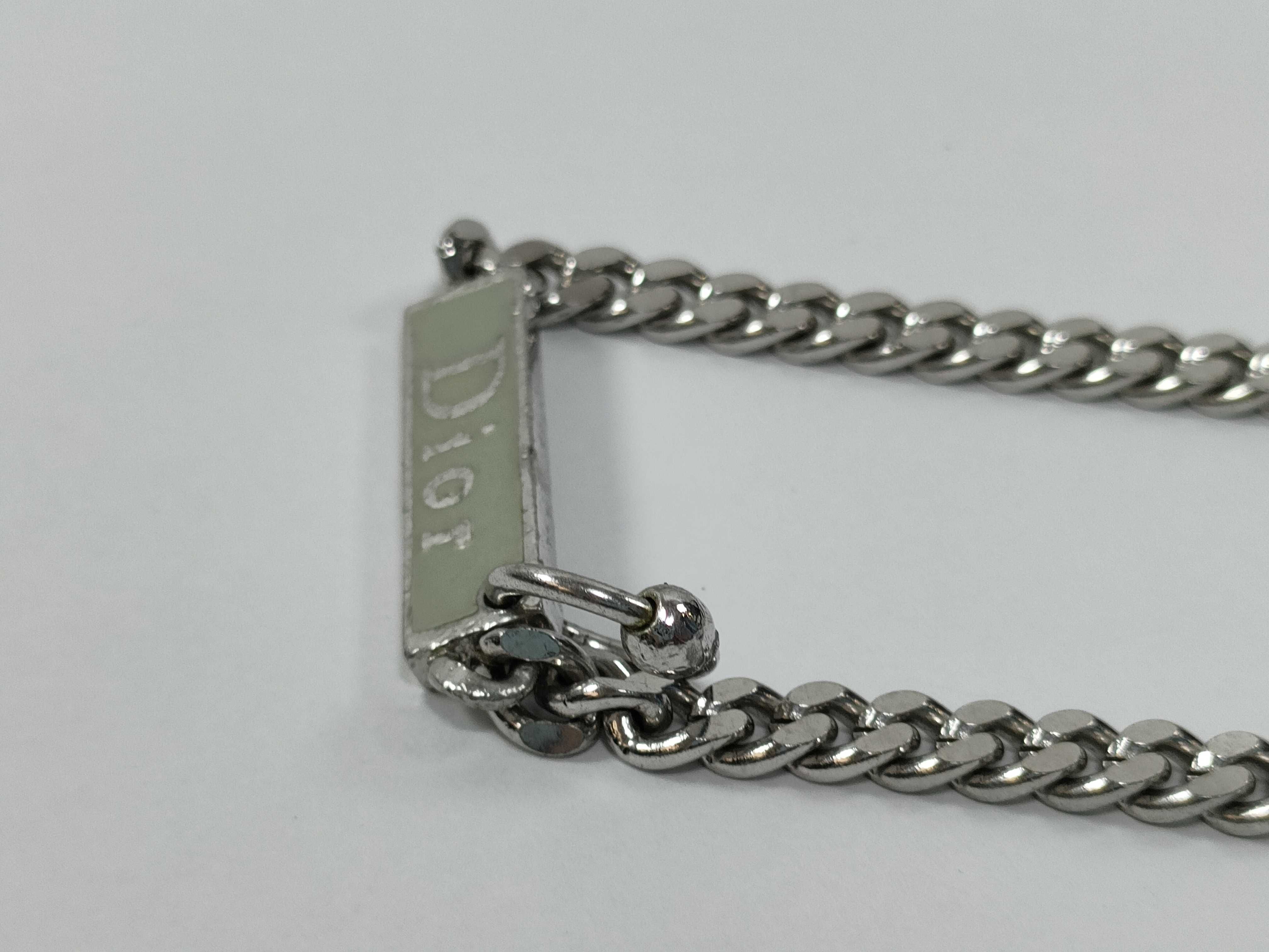 logo plate curb chain silver necklace — view 3