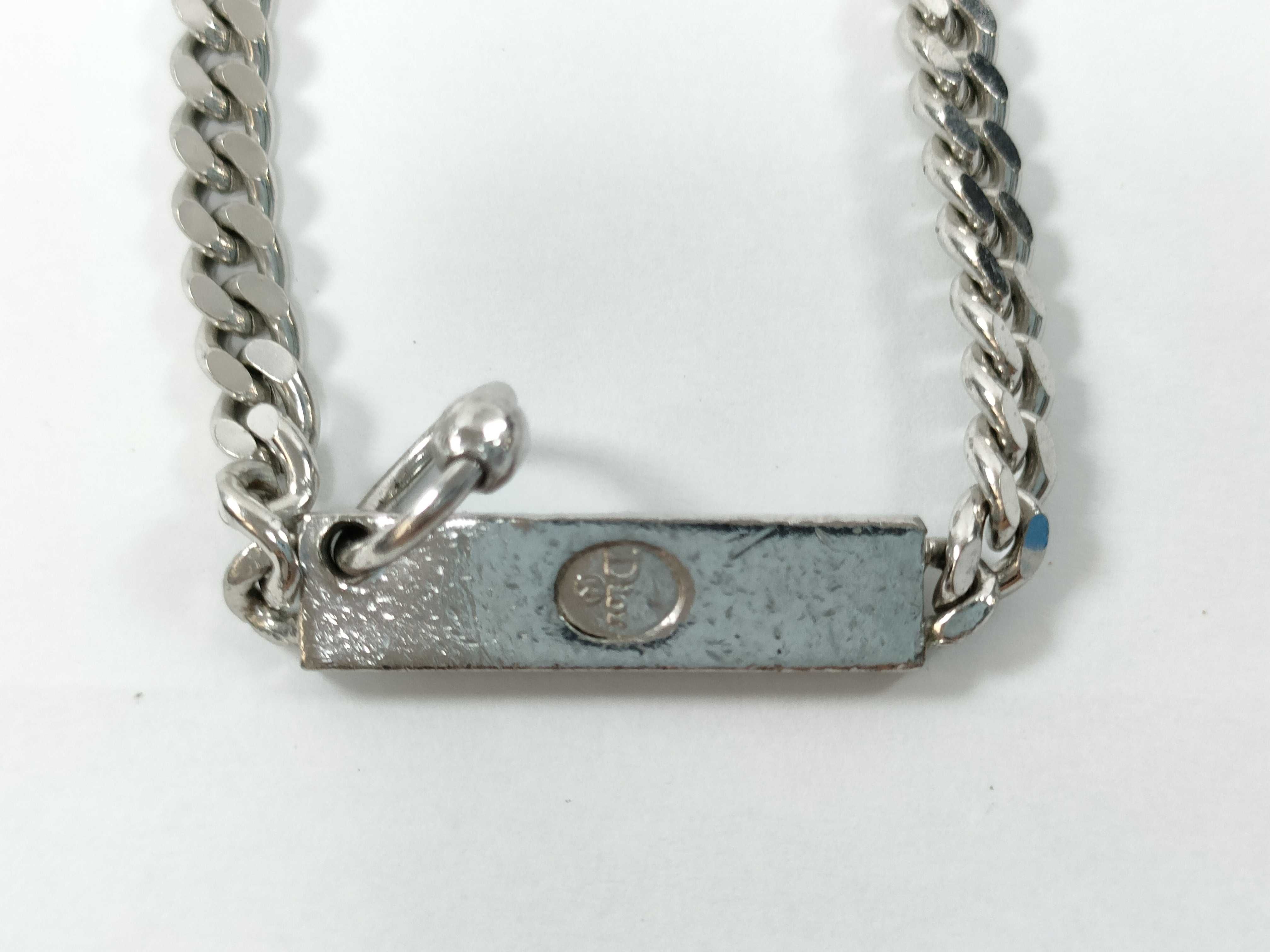 logo plate curb chain silver necklace — view 4