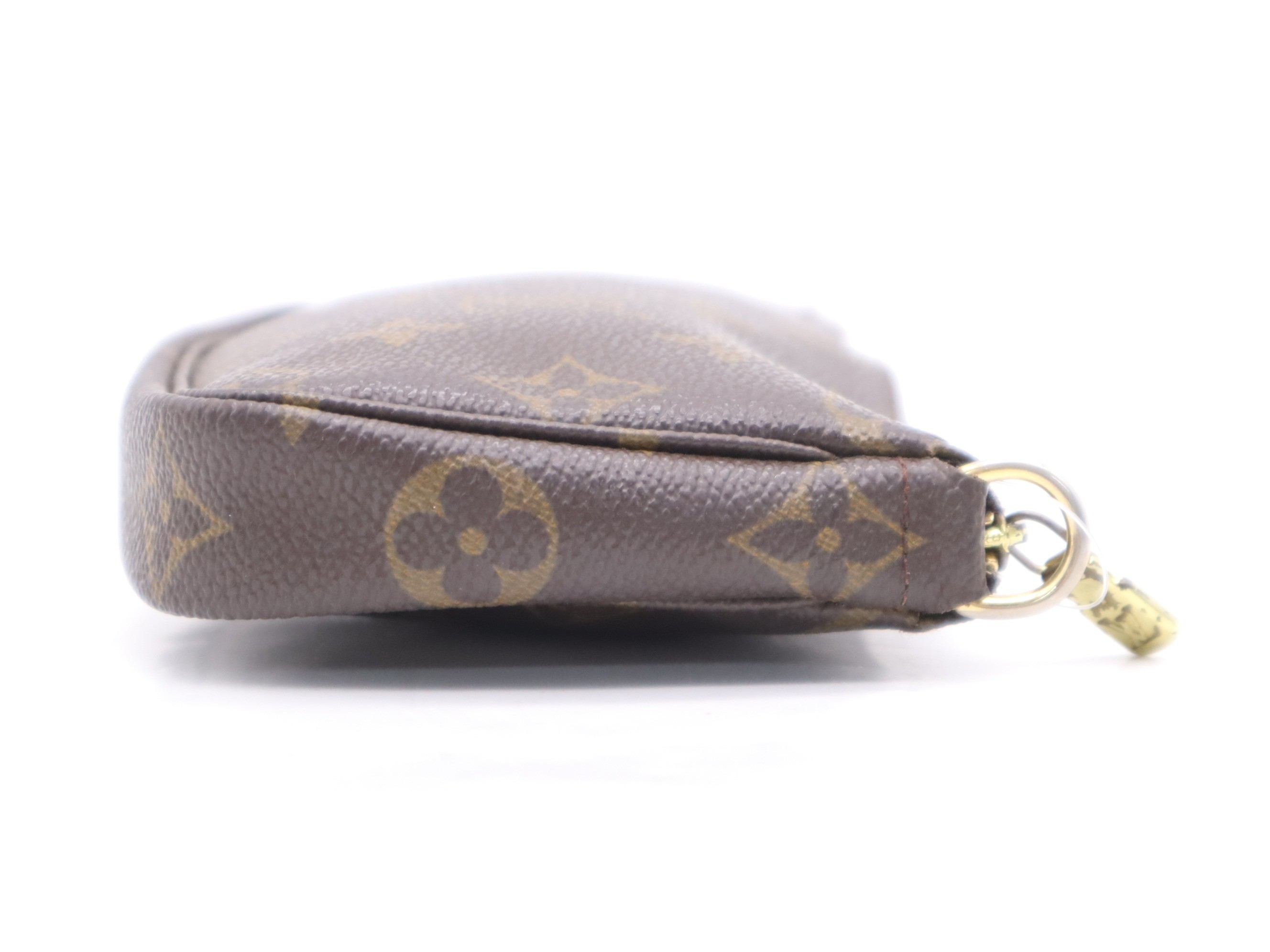 Accessories: Pouch — view 5