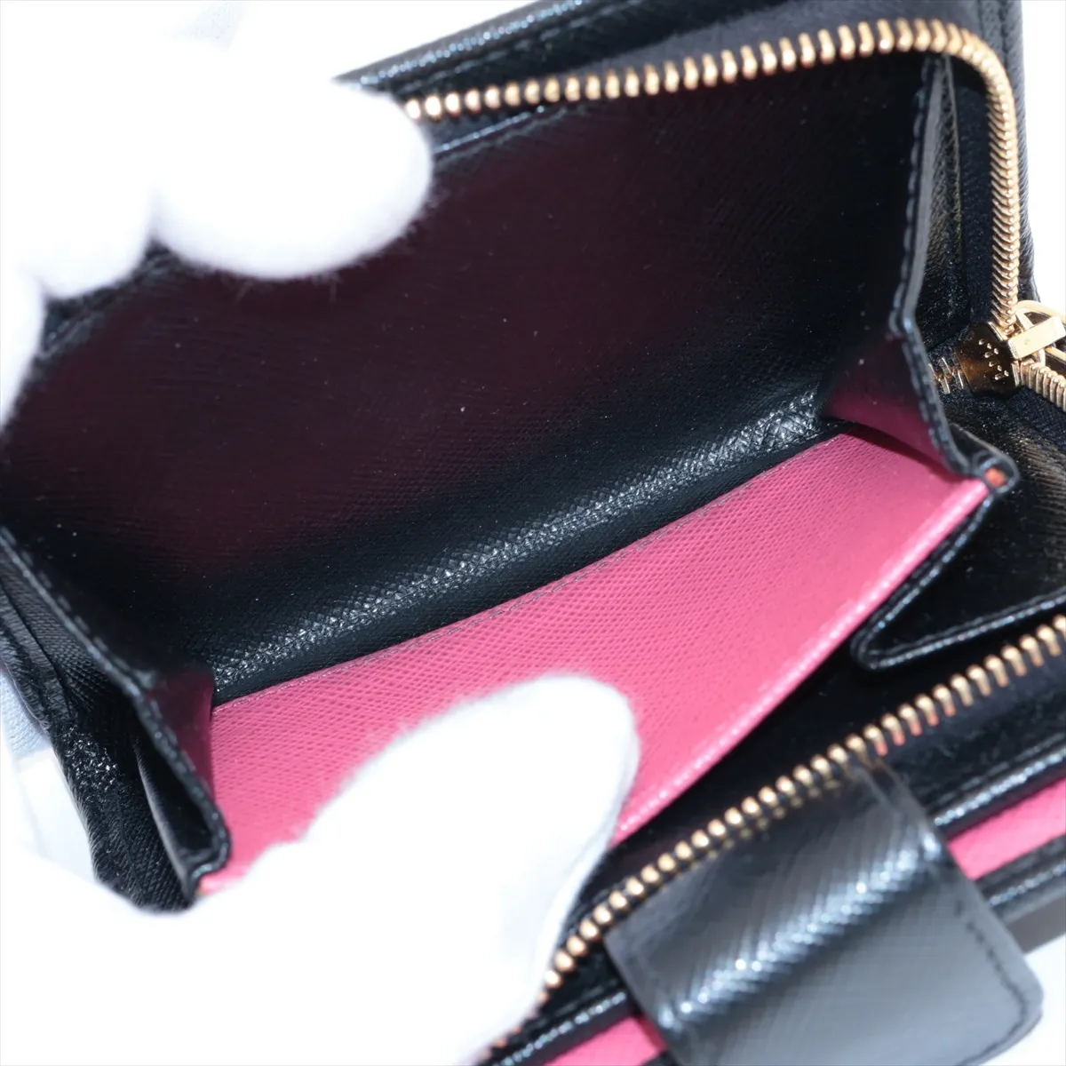 Saffiano Metal 1ML018 Leather Compact Wallet, Black — view 5