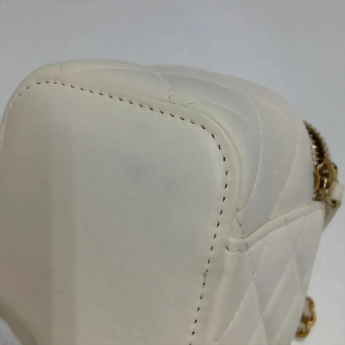 Matelassé Lambskin Vanity Bag, White with Gold Hardware, 30867498 (Serial Number in the 30s) — view 11