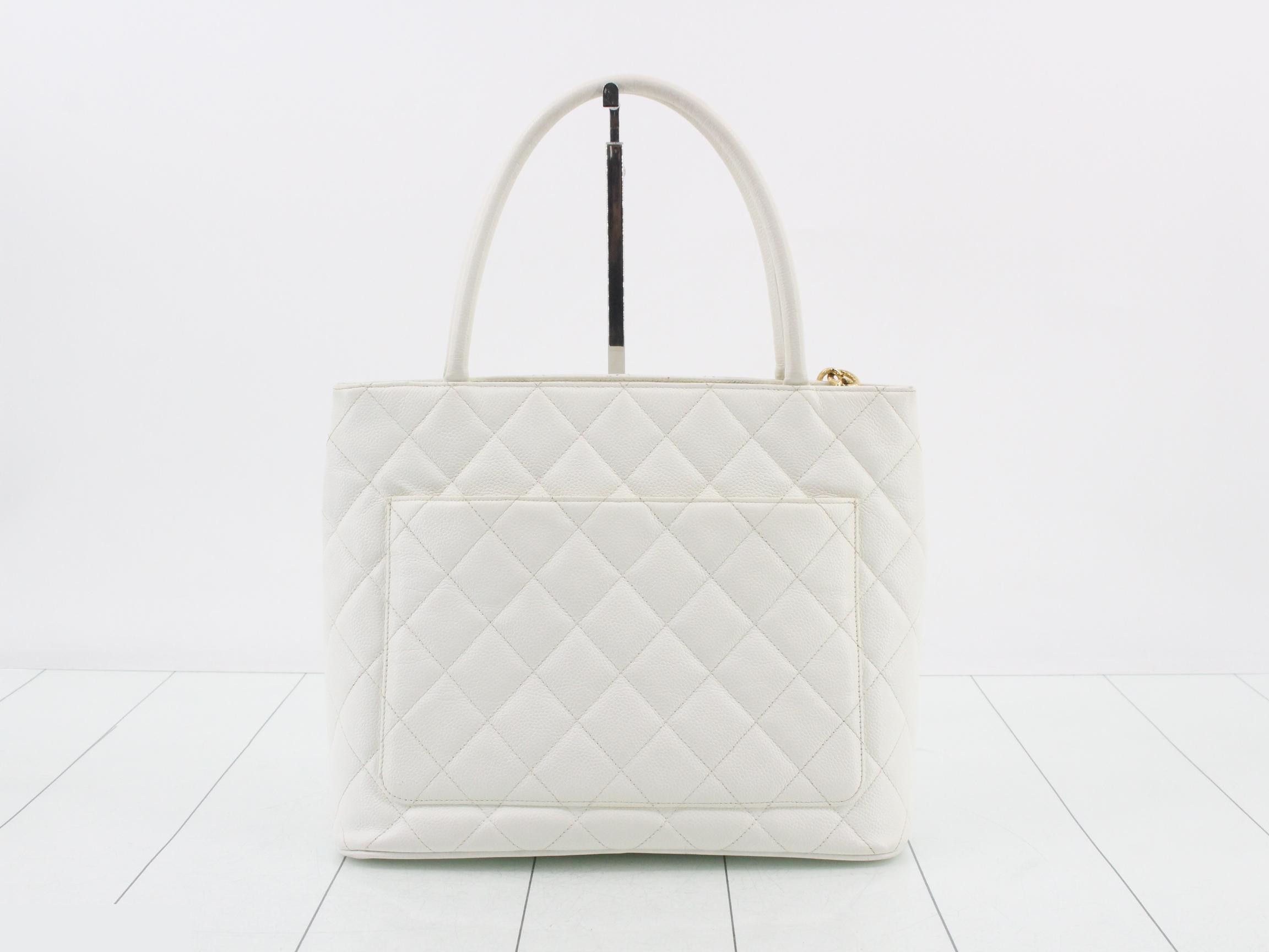 Reissue tote bag, caviar leather, model number 7. — view 2