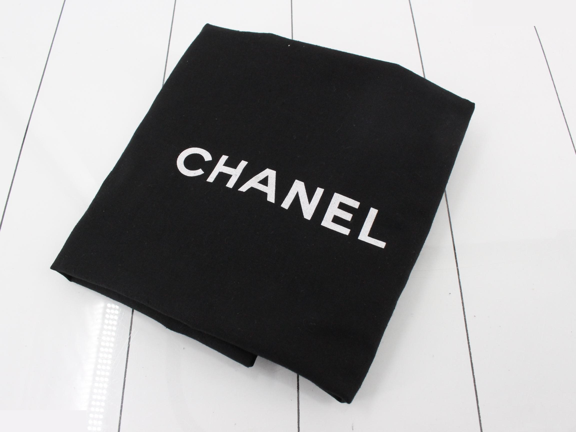 Reissue tote bag, caviar leather, model number 7. — view 7