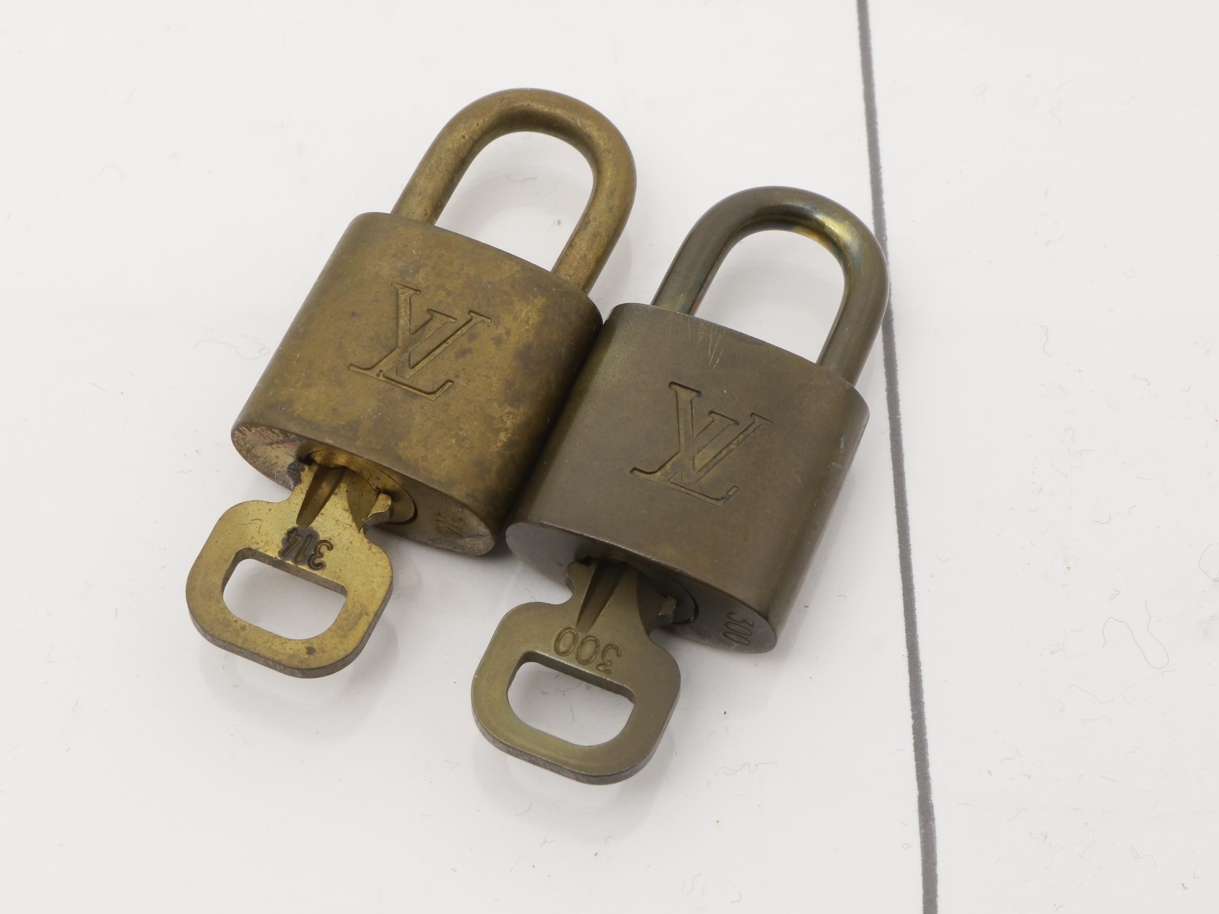 LV Padlock Set (3 pieces) — view 2
