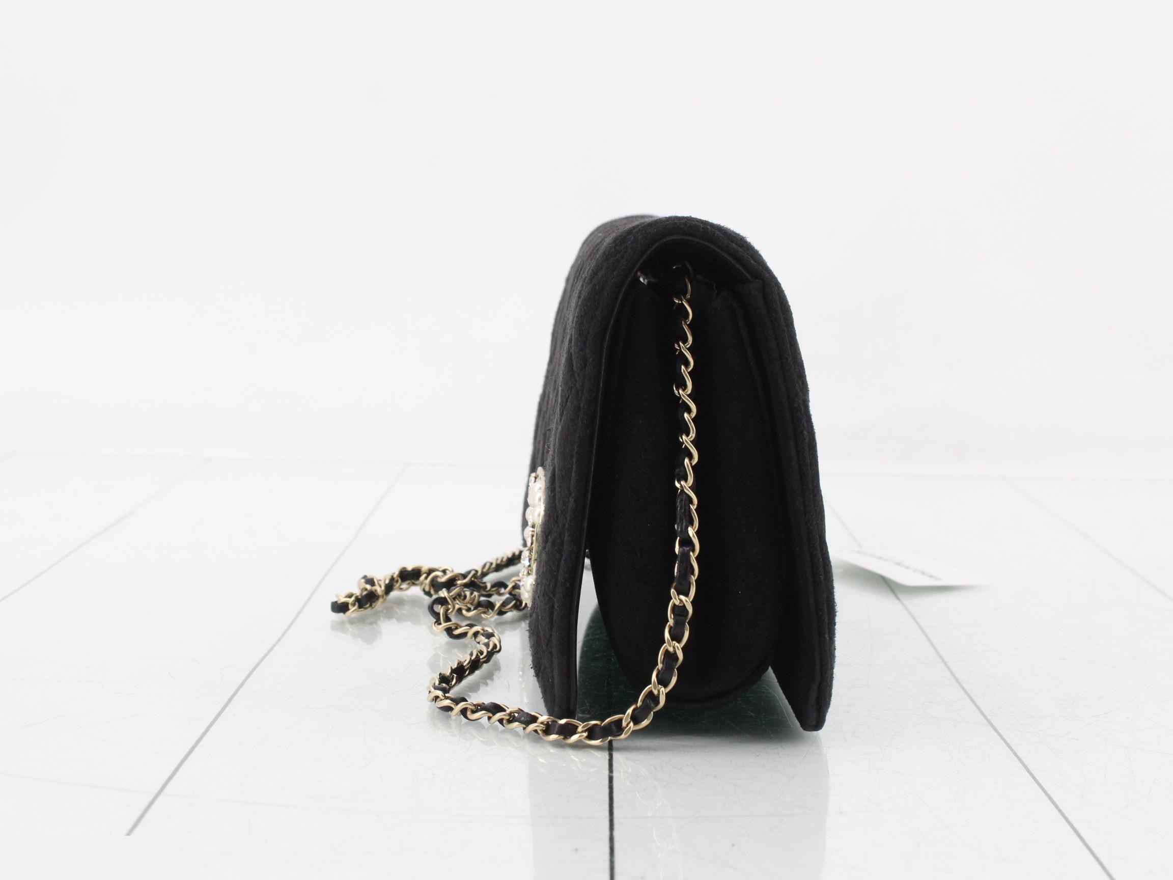 Matelassé (bag) - Shoulder bag — view 3