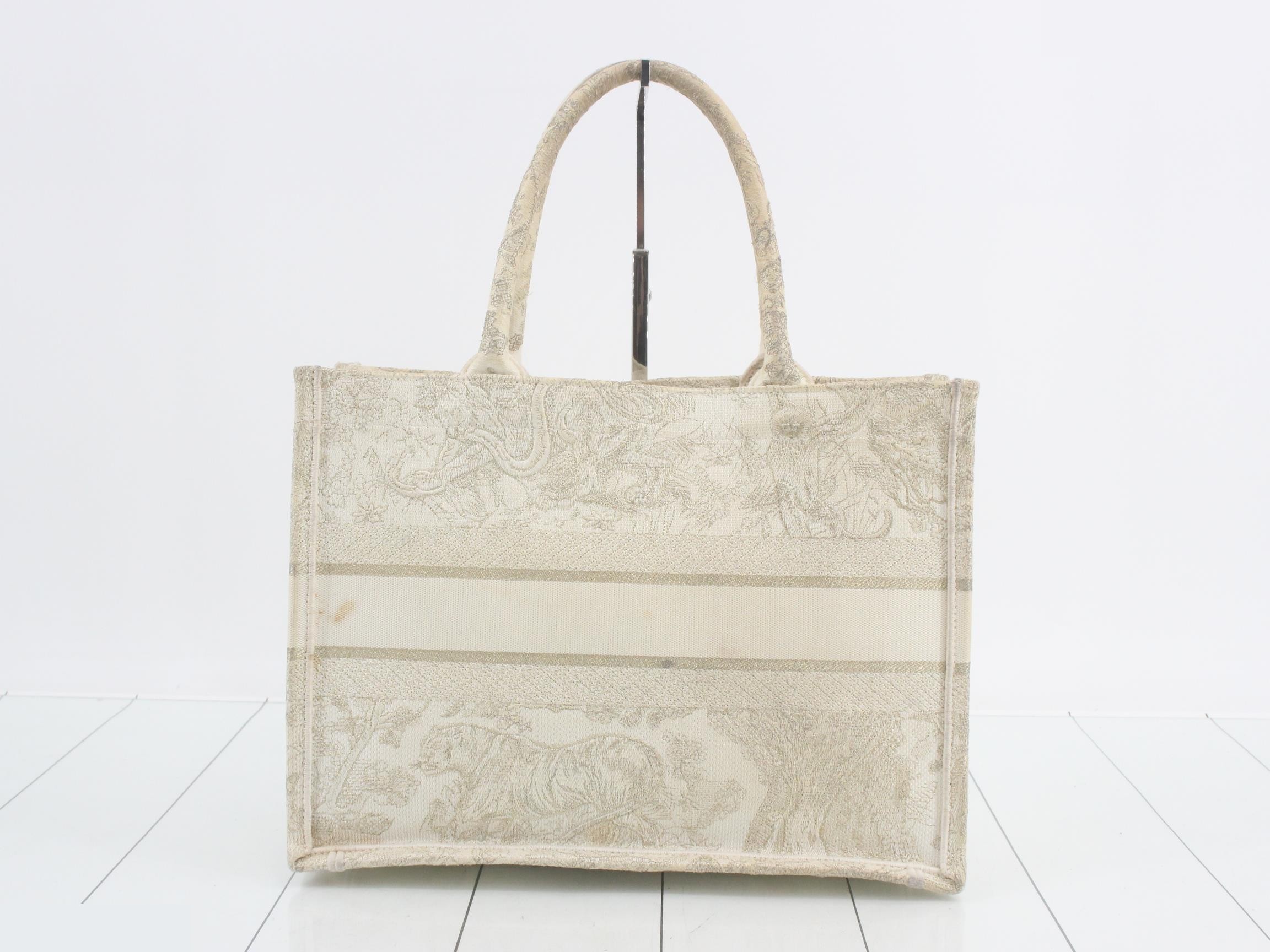 Book Tote, Medium, Gold — view 2