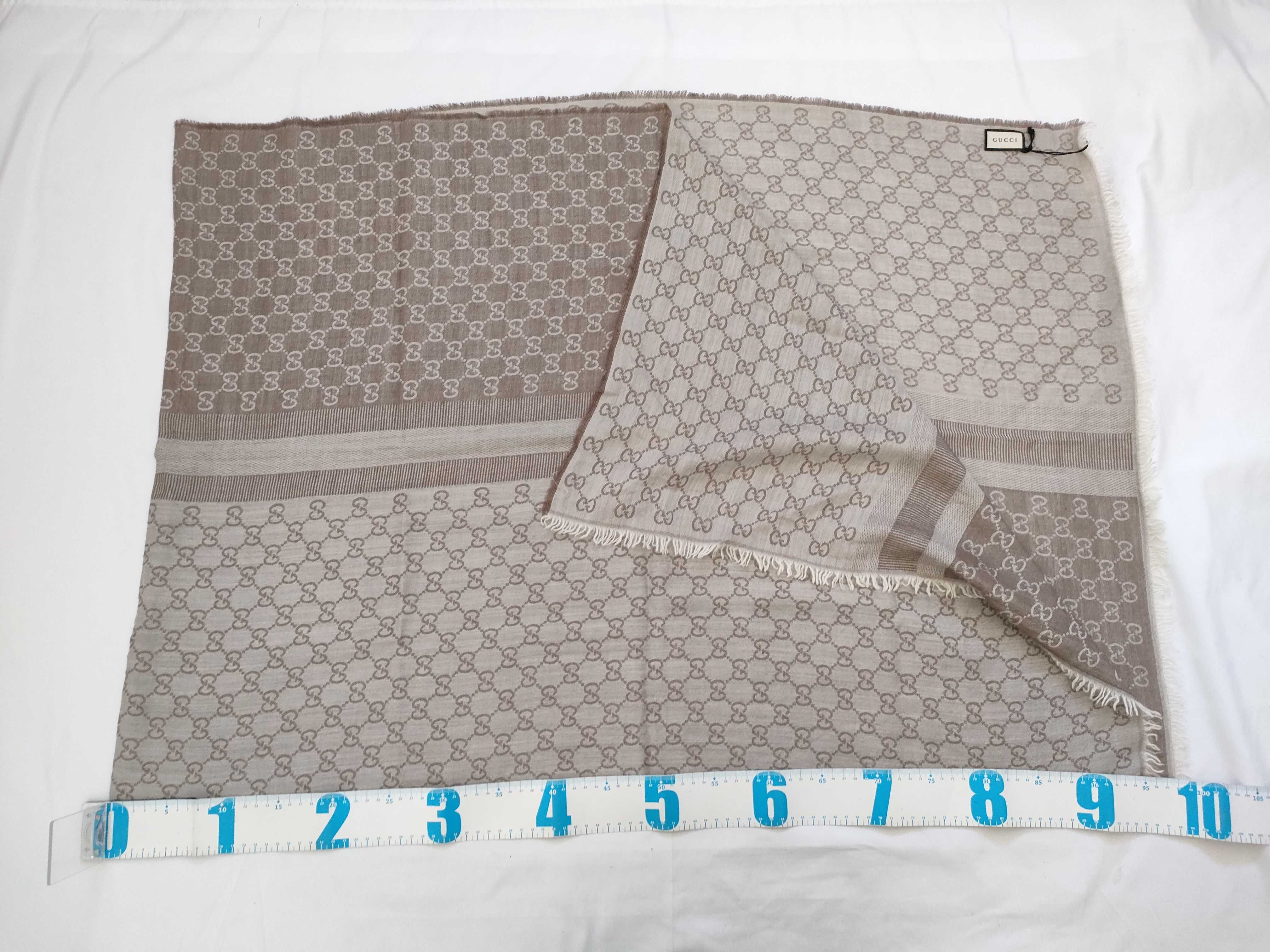 GG pattern, 80% wool, 20% silk, reversible large shawl, 70 x 195 cm, brown tones, other accessories. — view 2