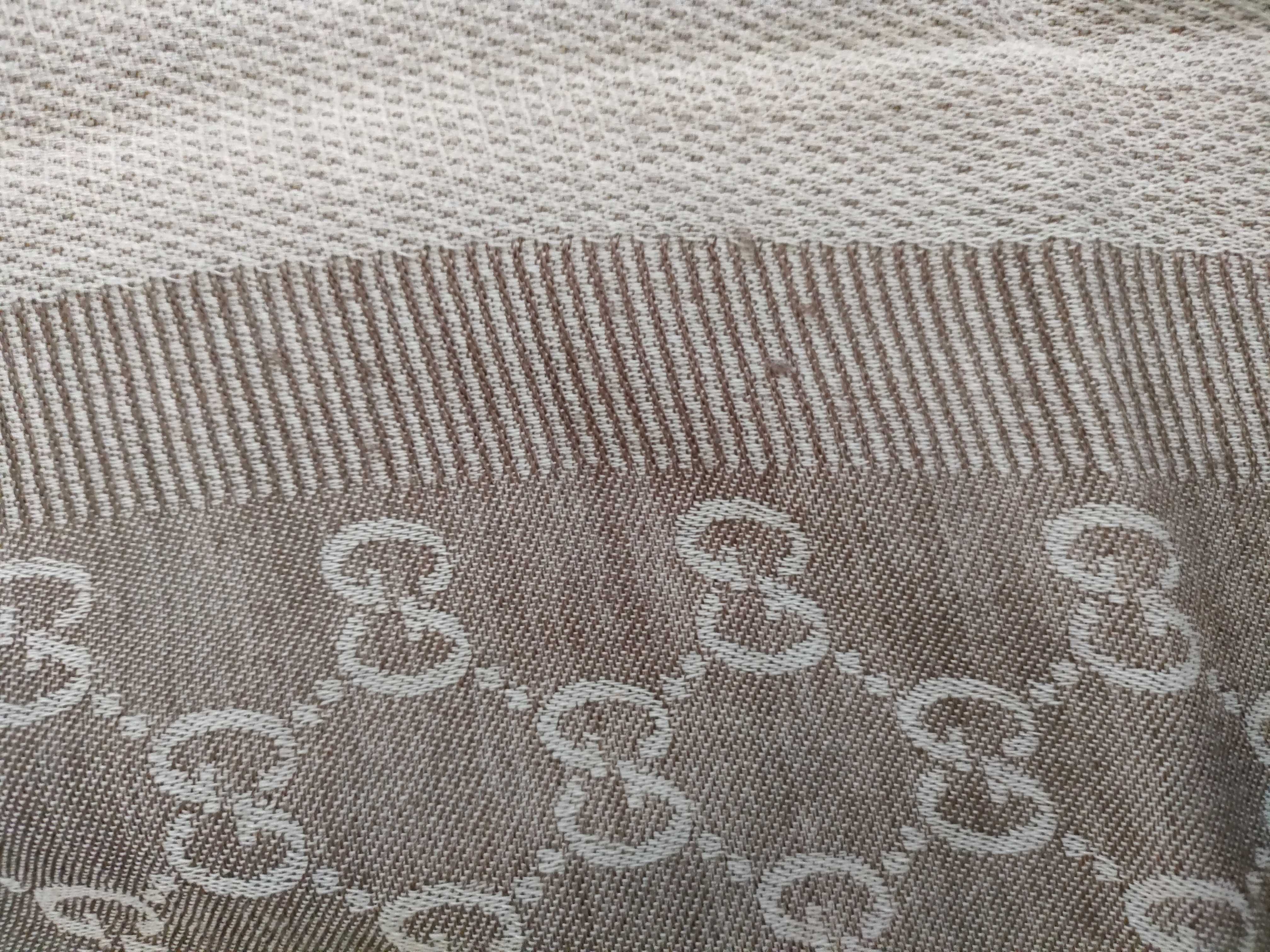 GG pattern, 80% wool, 20% silk, reversible large shawl, 70 x 195 cm, brown tones, other accessories. — view 9