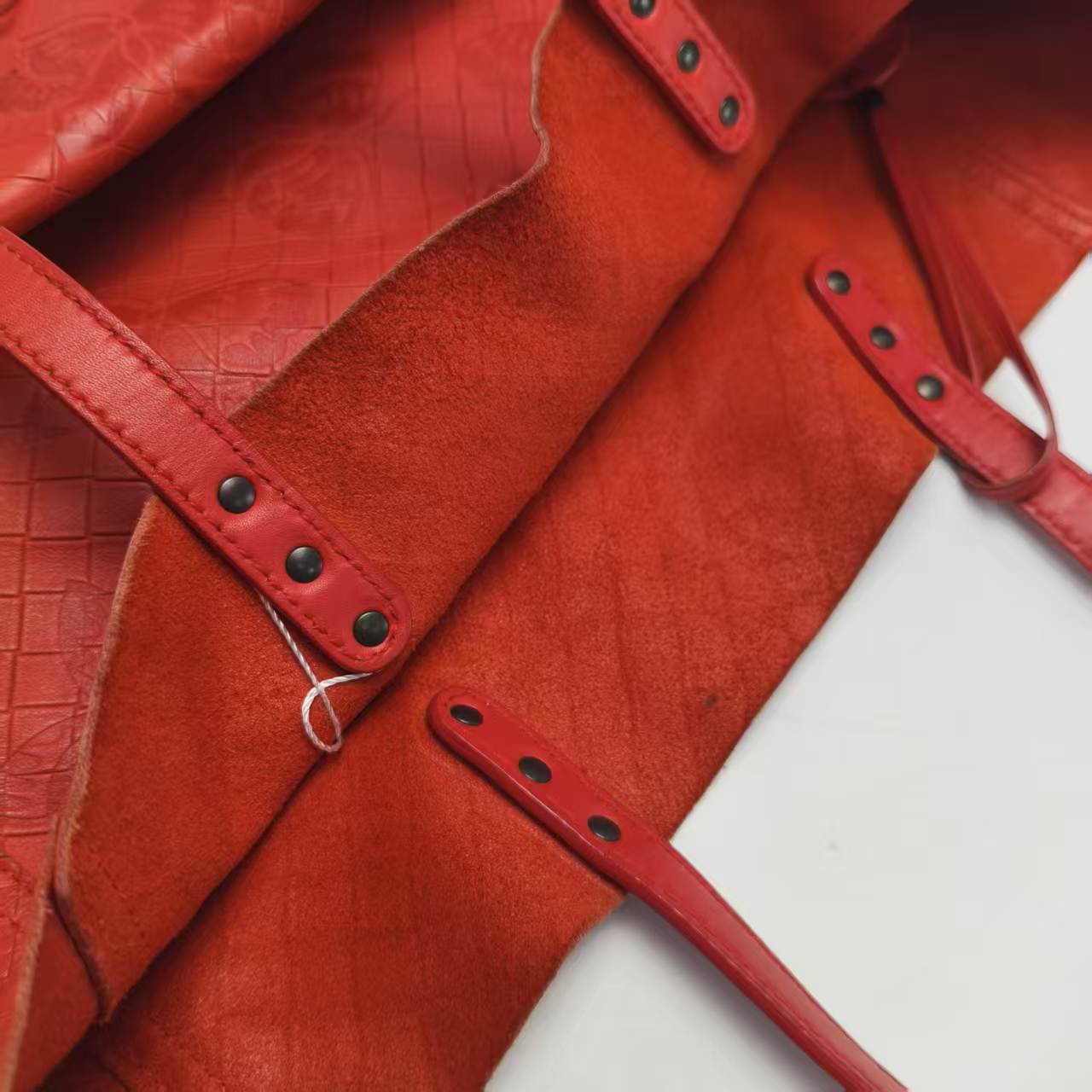 【*Shipped from: China*】BOTTEGA VENETA Lambskin Handbag — view 8