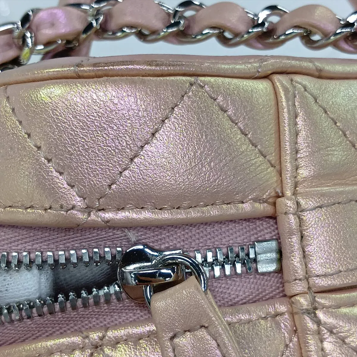 Matelassé Leather 2-Way Handbag Vanity Case Pink Silver Hardware NL30971C Random Plate — view 13