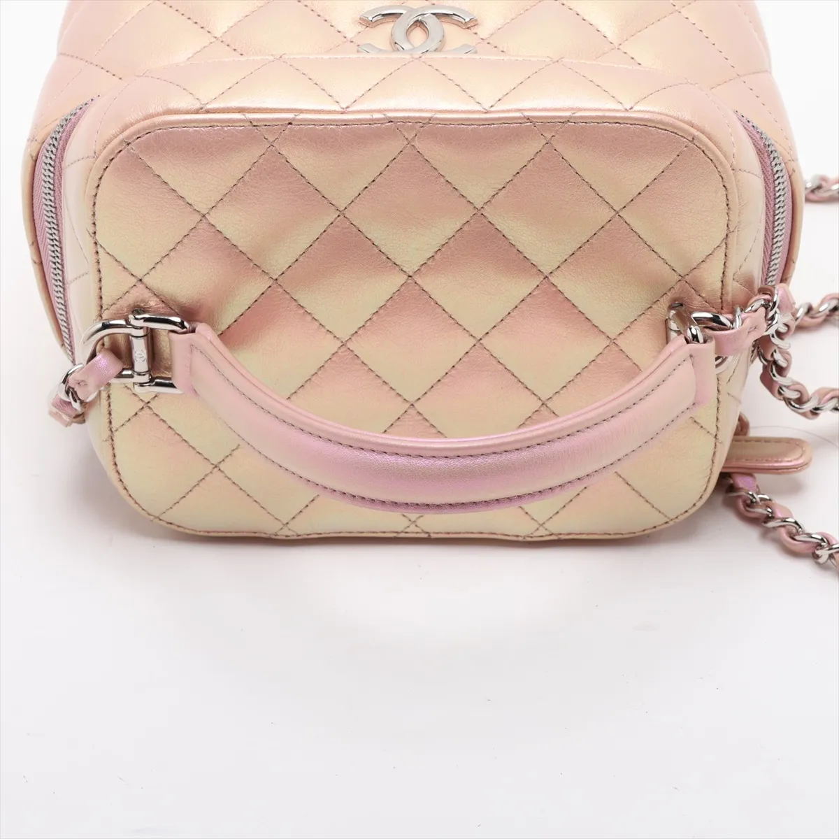 Matelassé Leather 2-Way Handbag Vanity Case Pink Silver Hardware NL30971C Random Plate — view 5