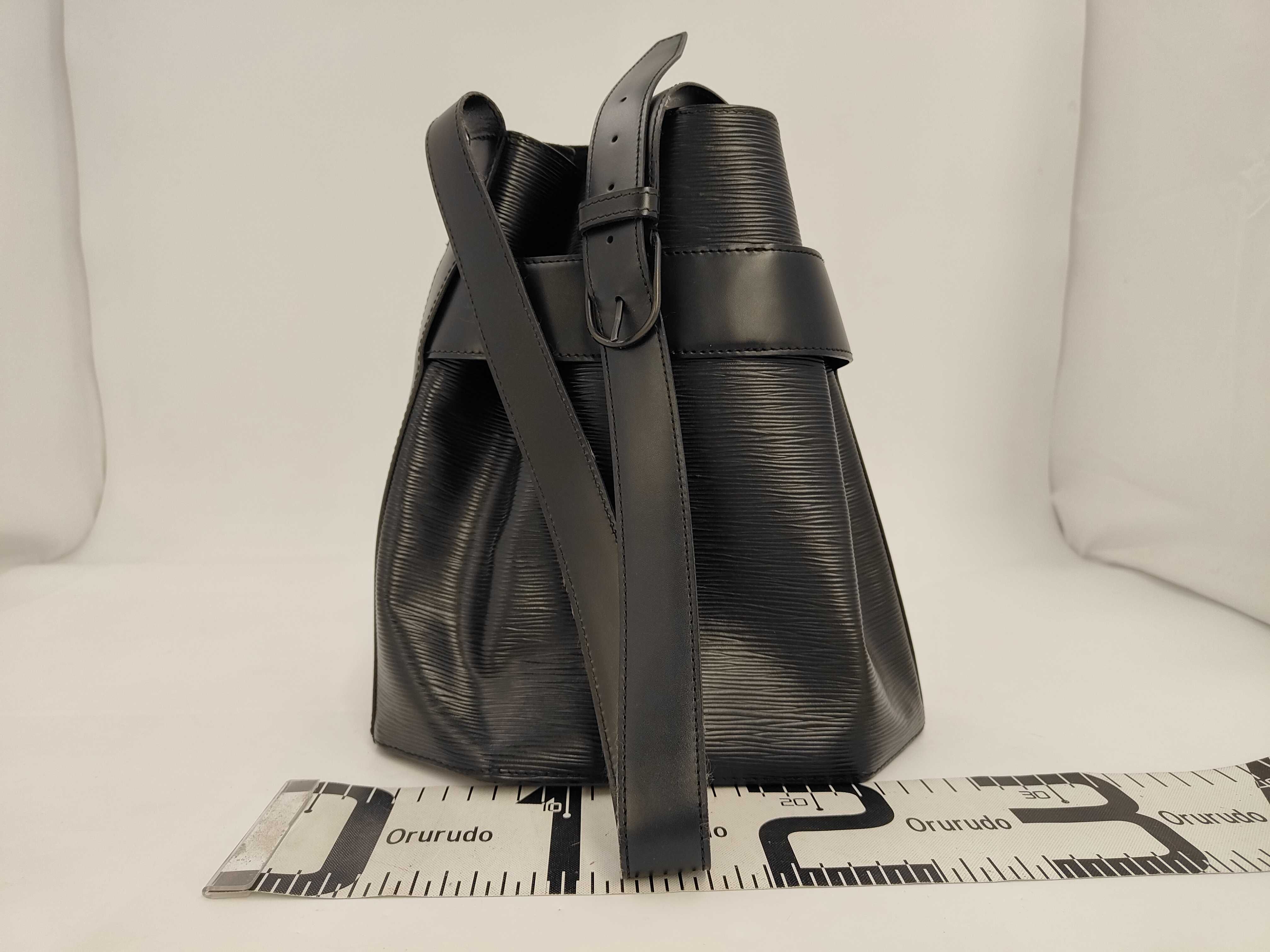 Epi Sac Depaule M80155 Shoulder Bag — view 2