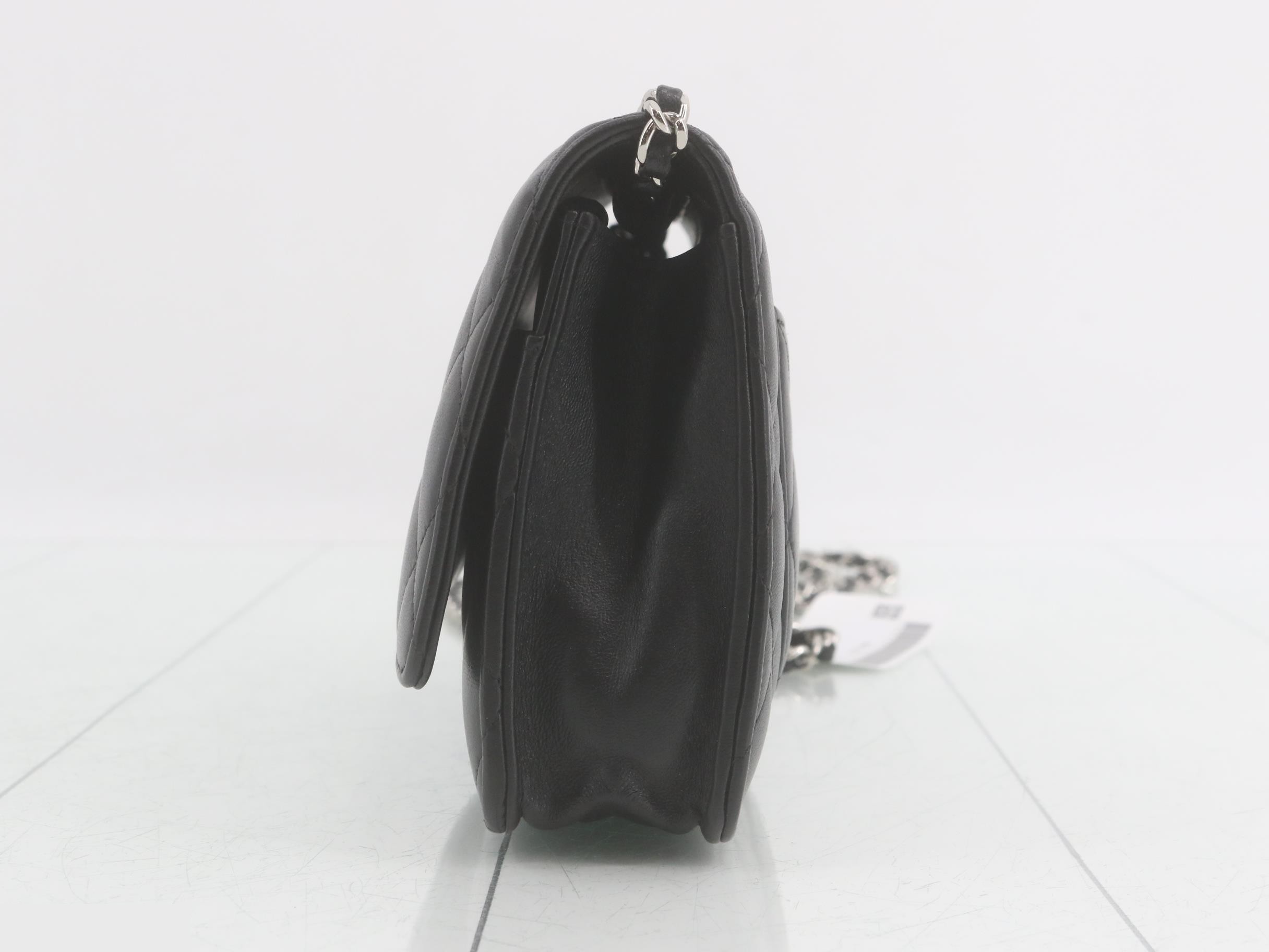Matelassé Chain Wallet Shoulder Bag, Black — view 3