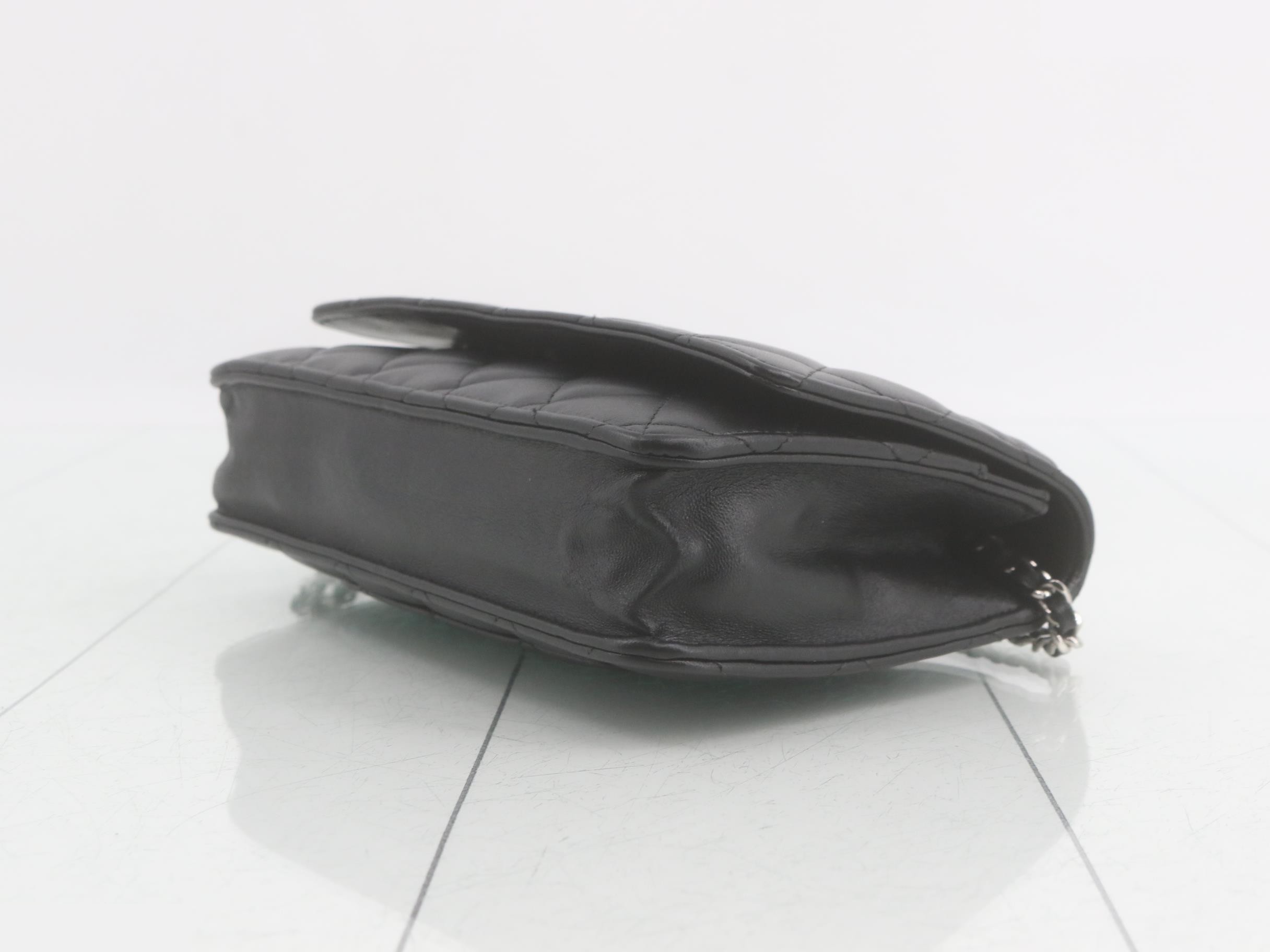 Matelassé Chain Wallet Shoulder Bag, Black — view 6