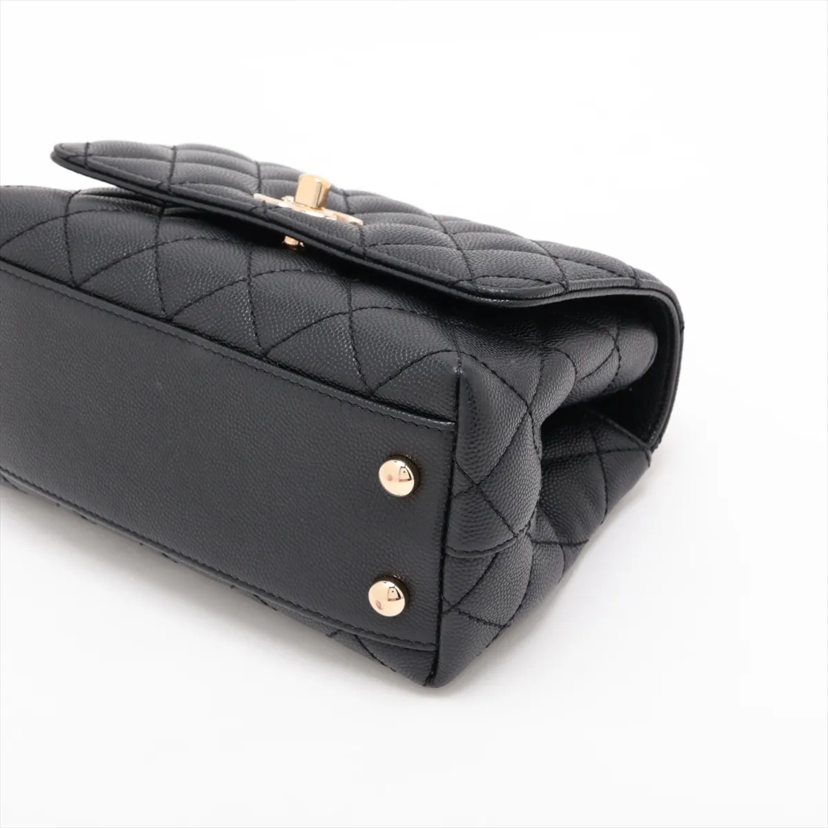 [Individually packaged] Chanel Coco Handle 19 XXS Caviar Skin 2-Way Handbag, Black with Gold Hardware, G05KH6X6, Random Plate, AS2215 — view 3