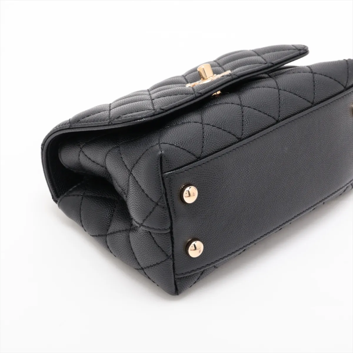 [Individually packaged] Chanel Coco Handle 19 XXS Caviar Skin 2-Way Handbag, Black with Gold Hardware, G05KH6X6, Random Plate, AS2215 — view 4