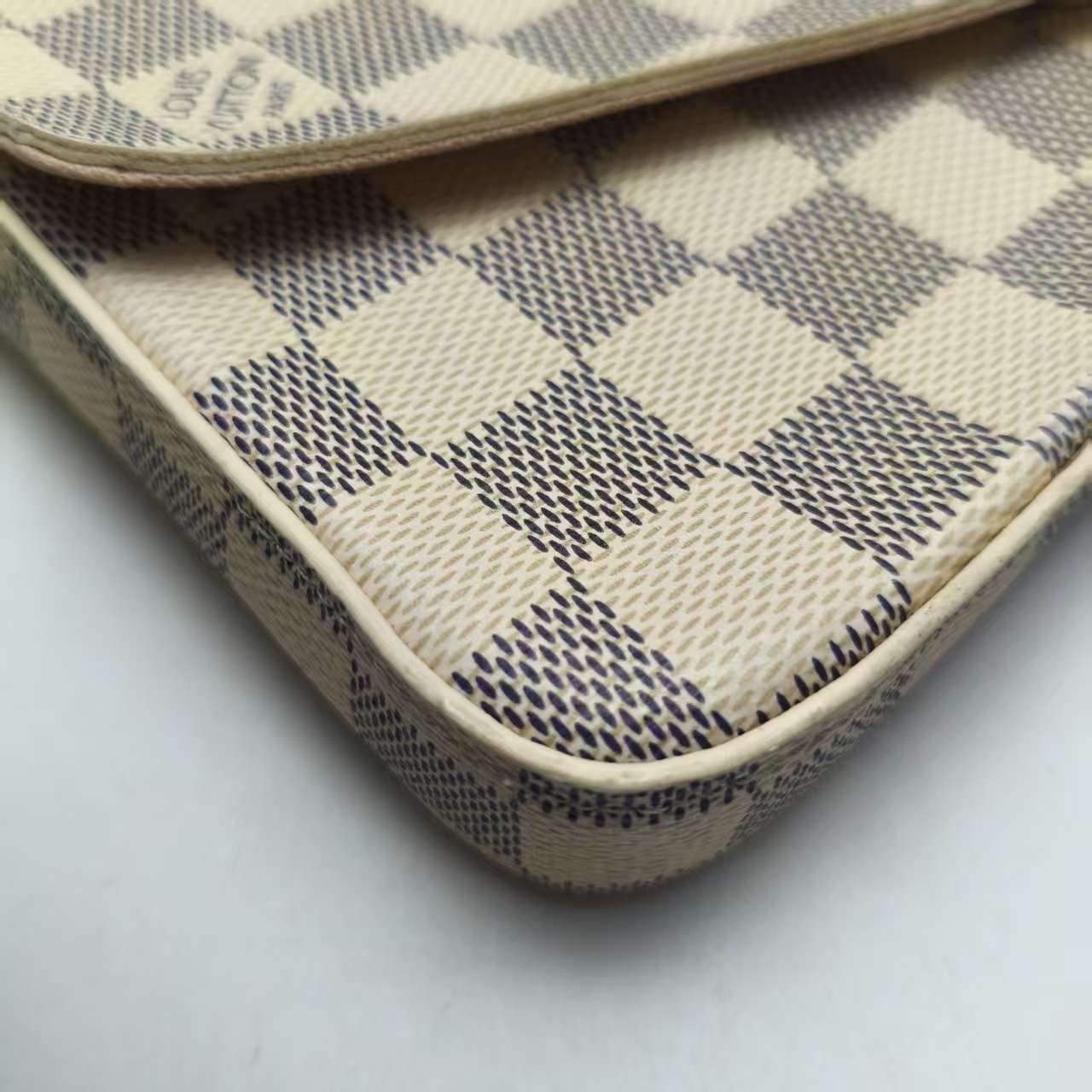 【*Shipped from: China*】LOUIS VUITTON Pochette Felicie PU Shoulder Bag — view 5