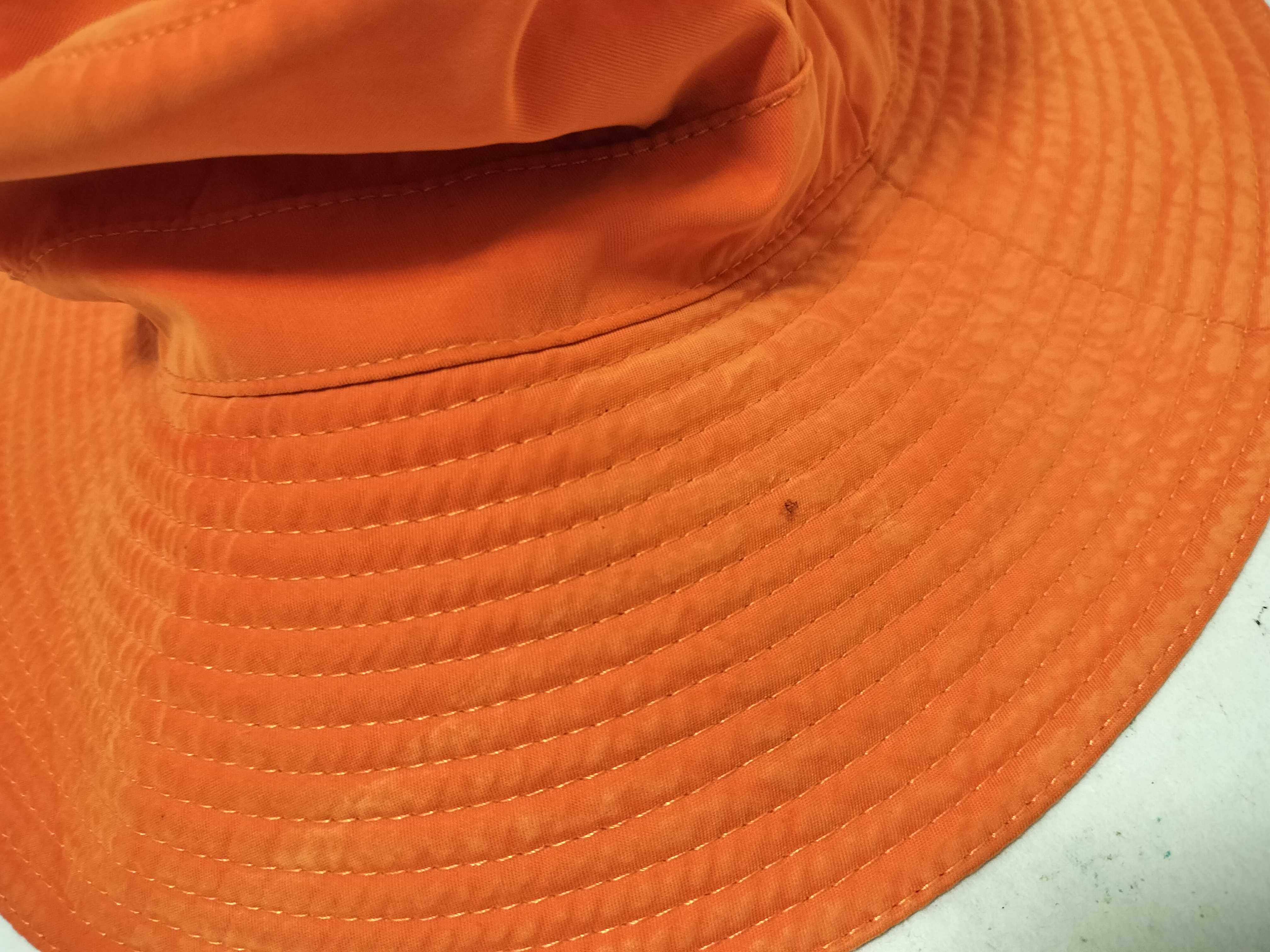 hats and other accessories — view 12