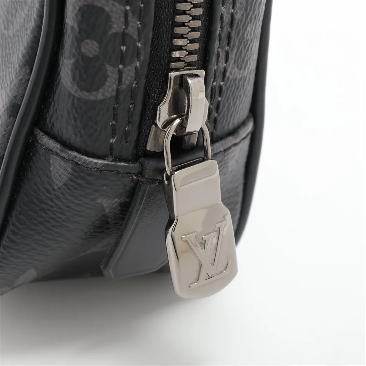 Monogram Eclipse Trouse Toilette PM M43384 BA0241 Black Pouch — view 6