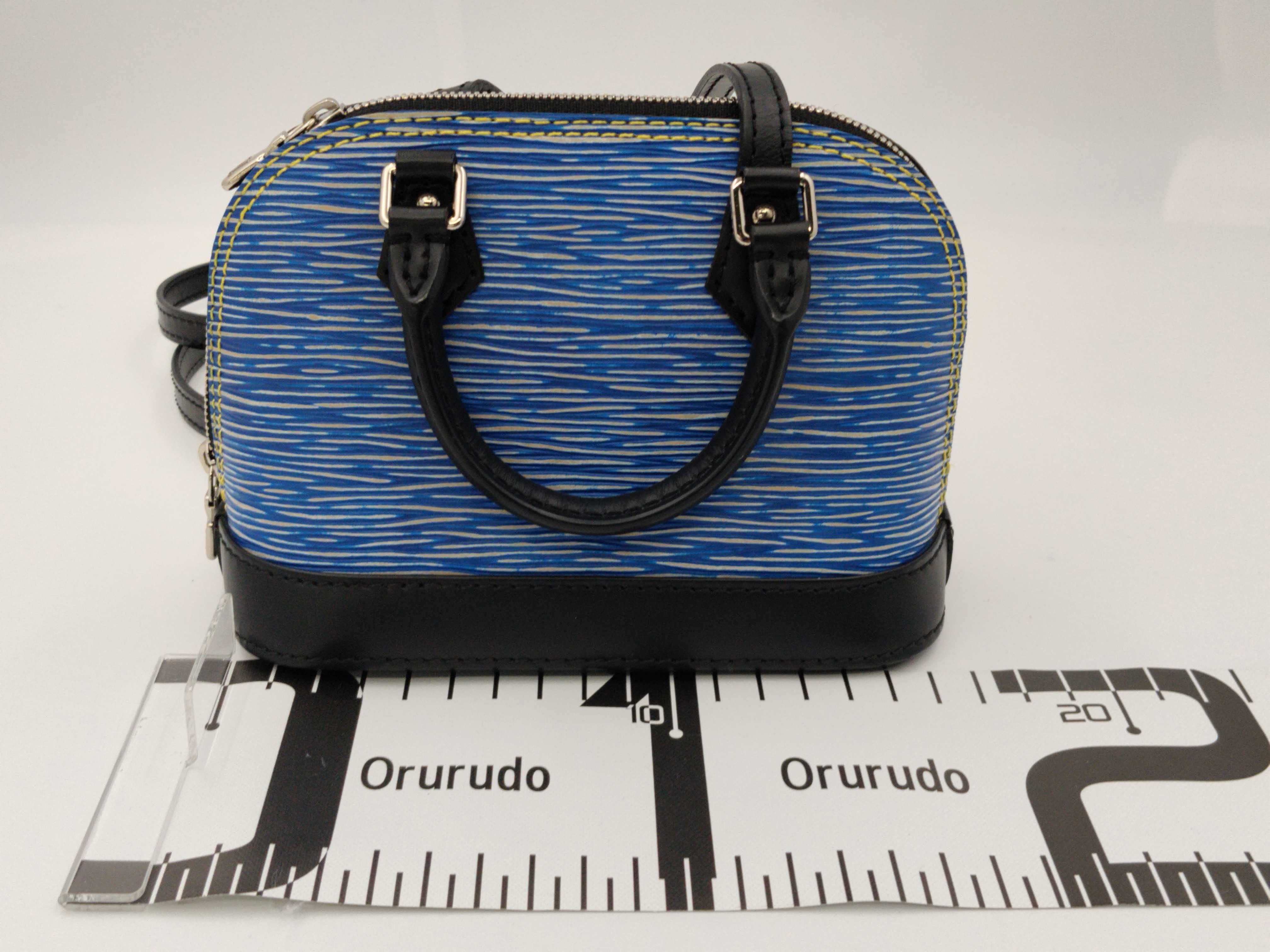 Epi Leather Nano Alma M41578 Shoulder Bag — view 2