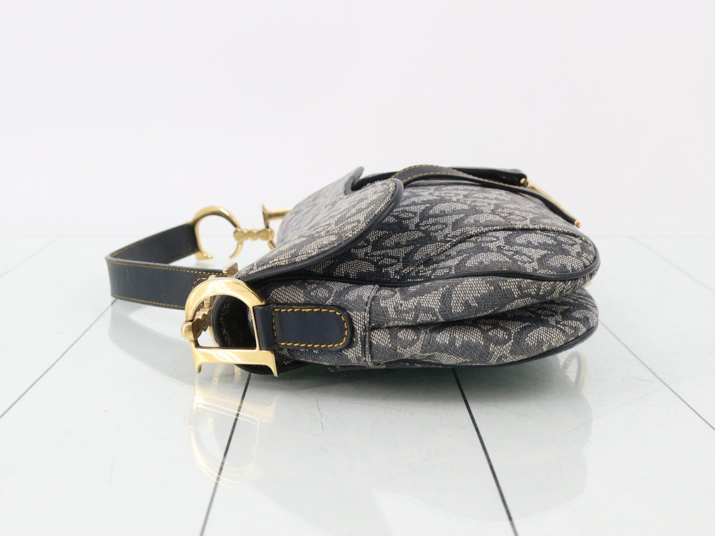 Trotter Double Saddle Shoulder Bag — view 4