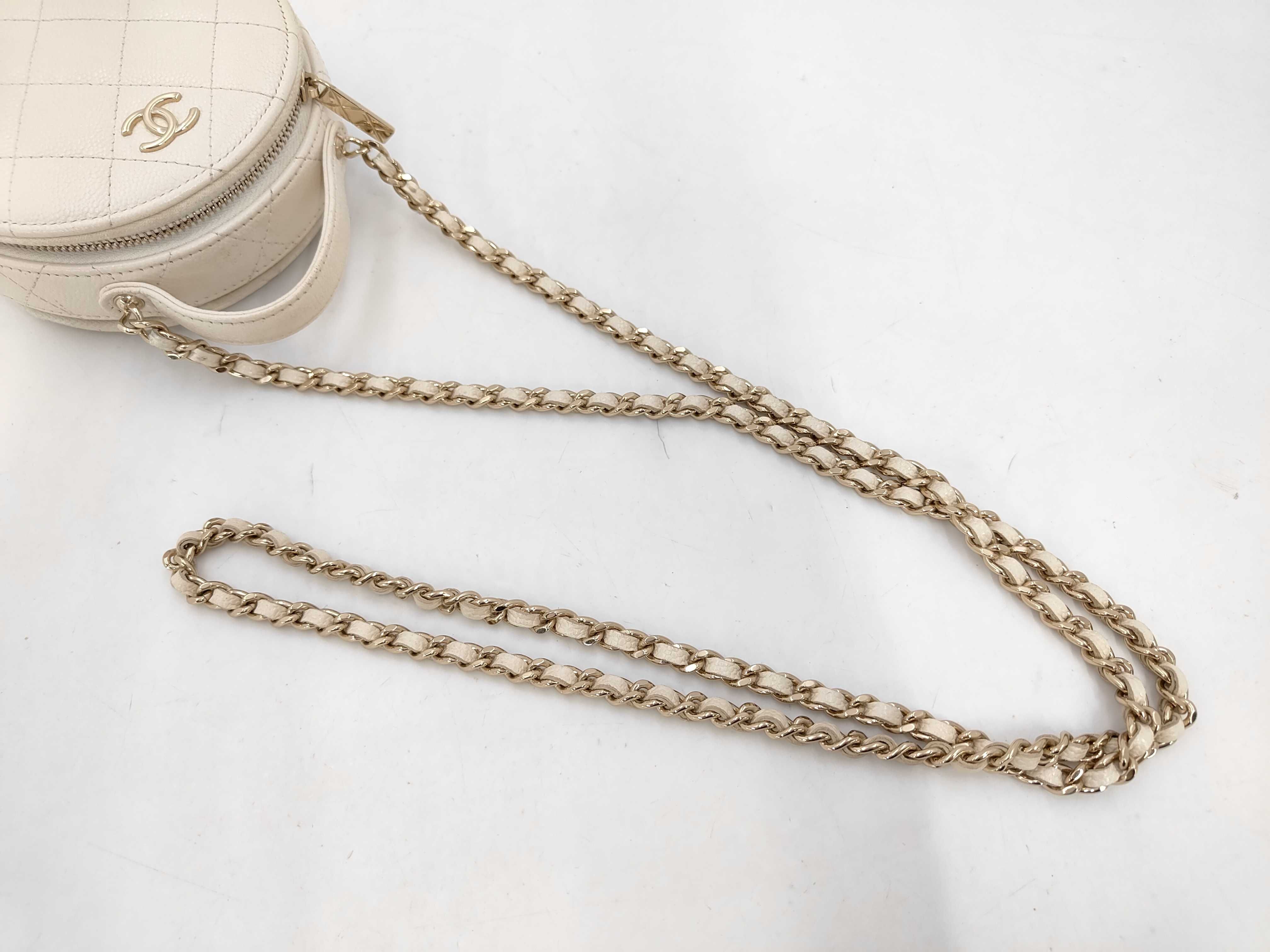 Chain Bag Shoulder Bag — view 5