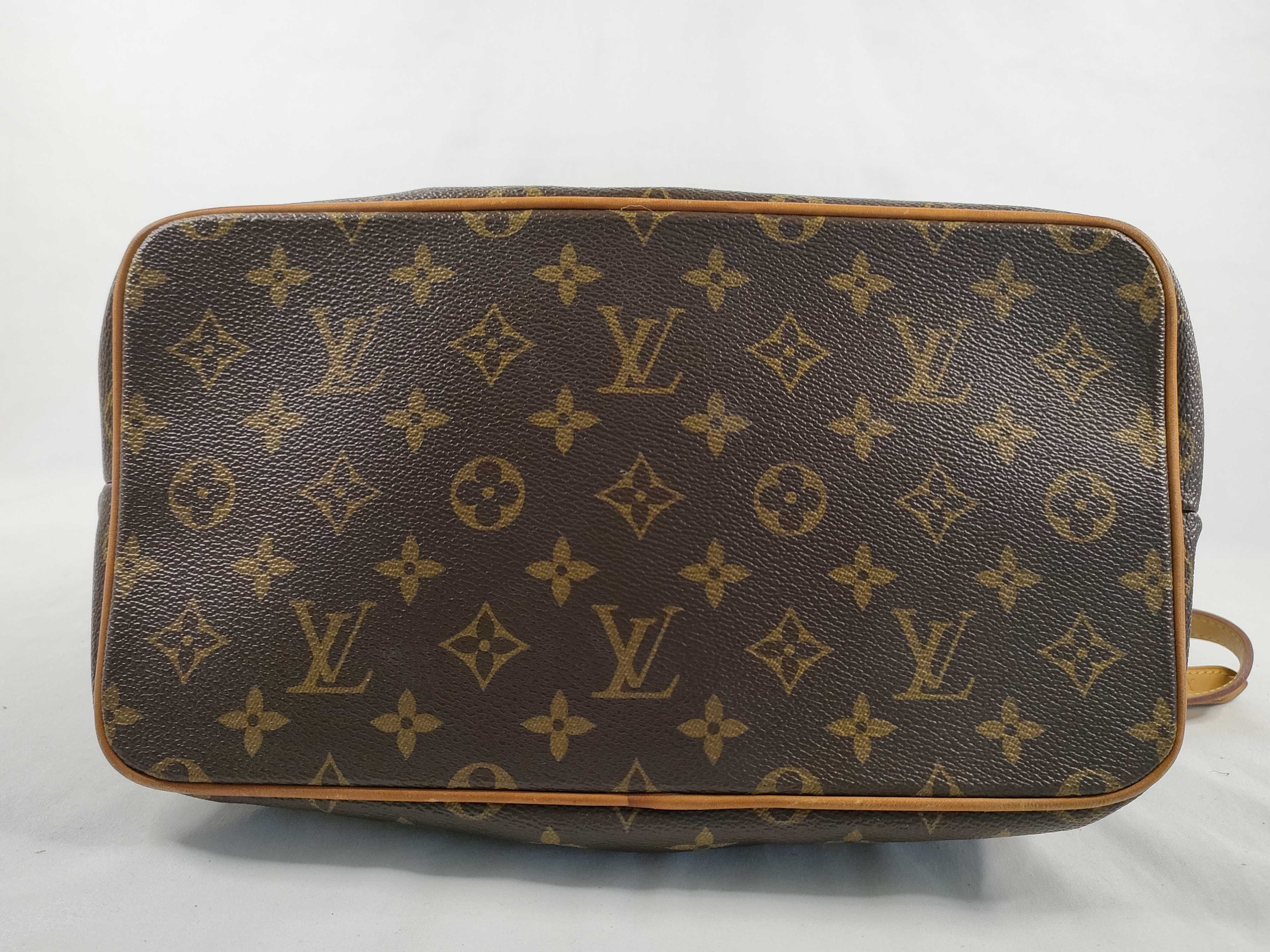 Monogram Louis Vuitton Monogram Hand Shoulder Bag Handbag — view 8