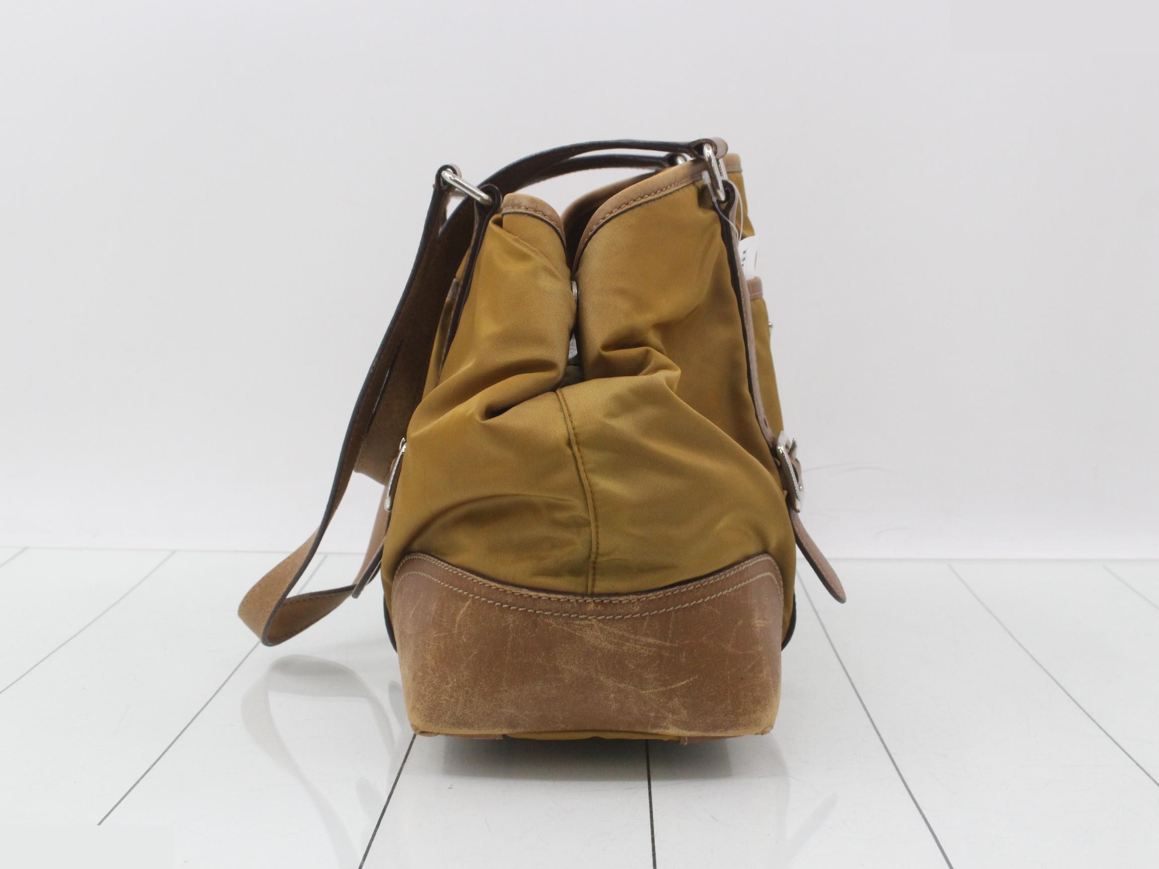 Nylon/Leather Triangle Plate Semi-Shoulder Bag — view 4