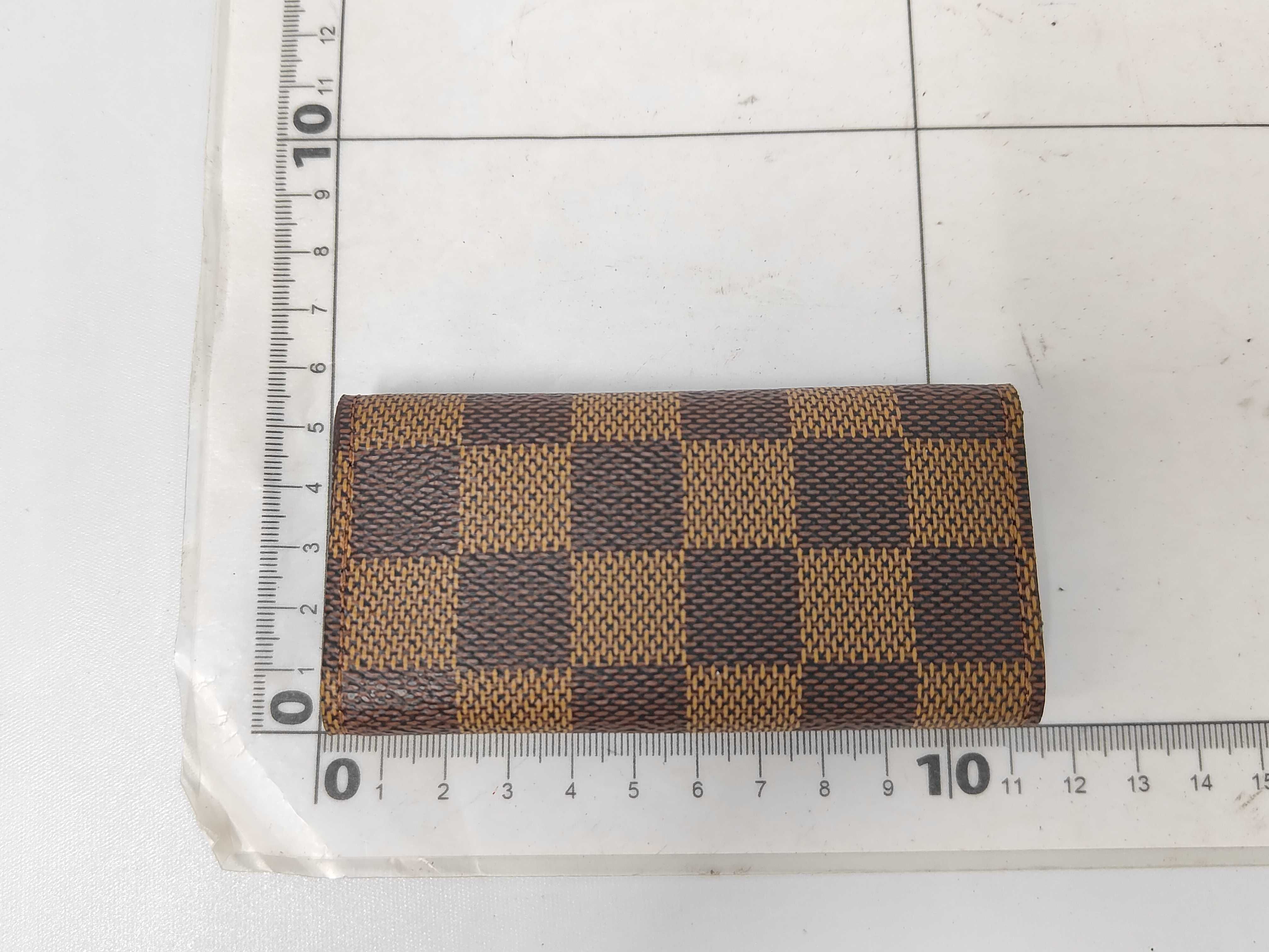Damier Multicles Key Case — view 2
