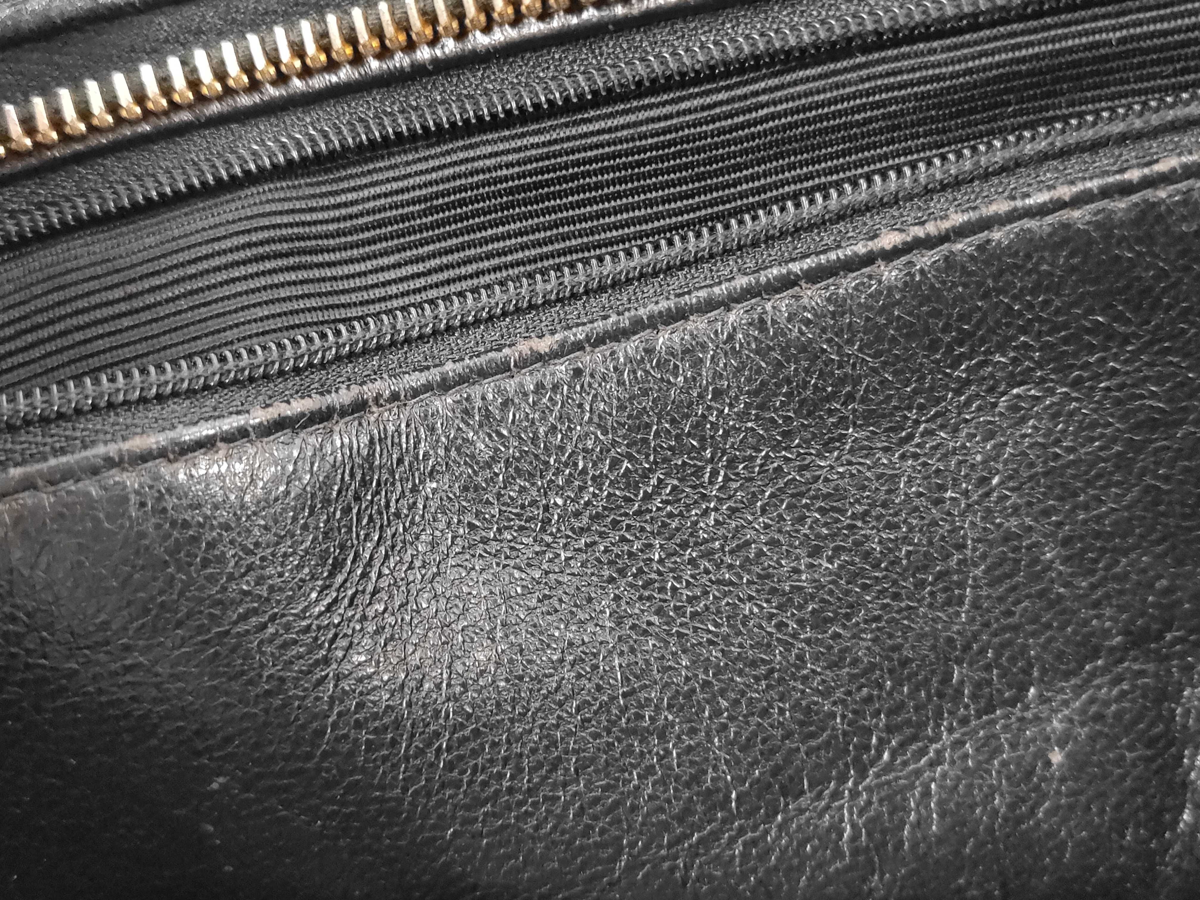 Caviar Skin Chain Semi Shoulder Bag — view 9