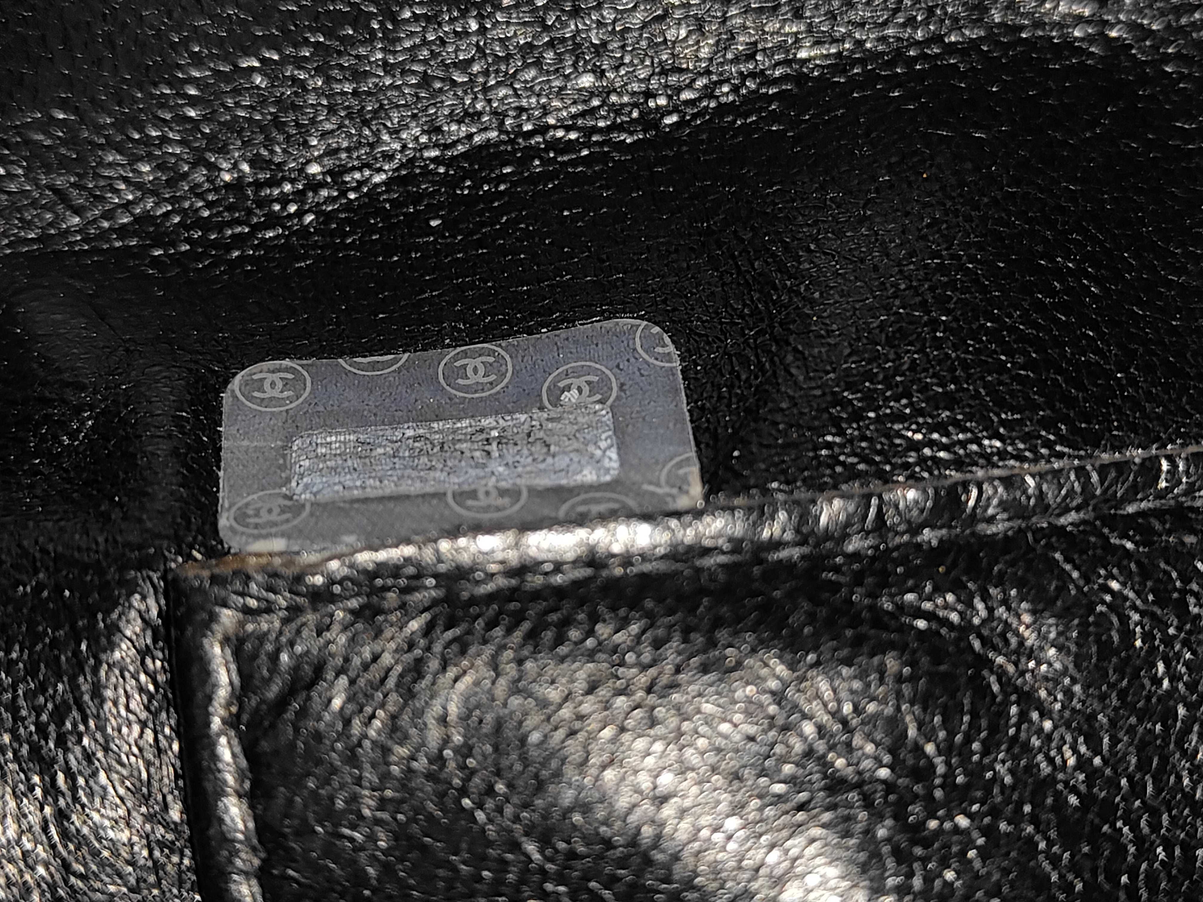 Caviar Skin Chain Semi Shoulder Bag — view 10