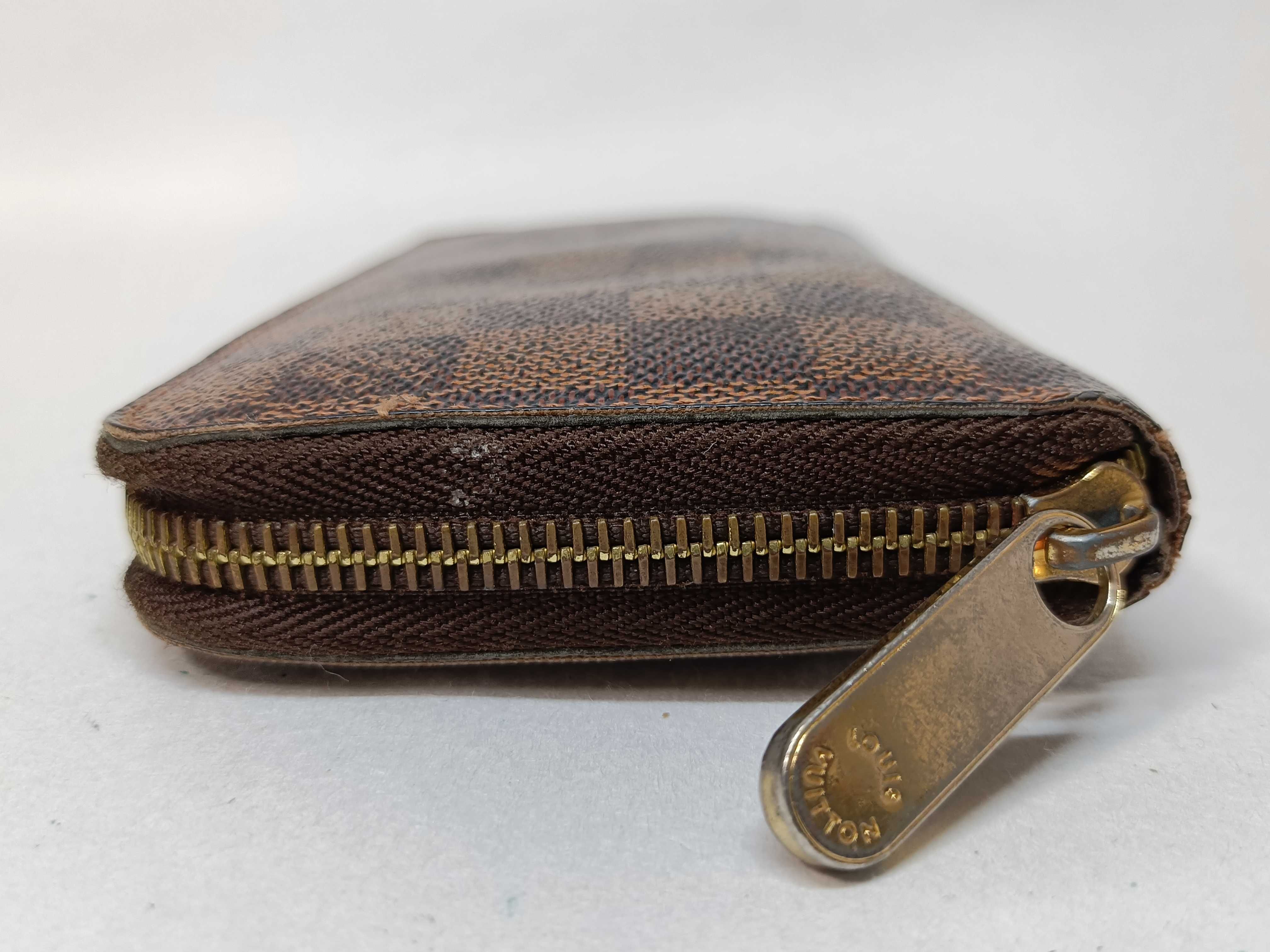 Damier Zippy Wallet — view 3