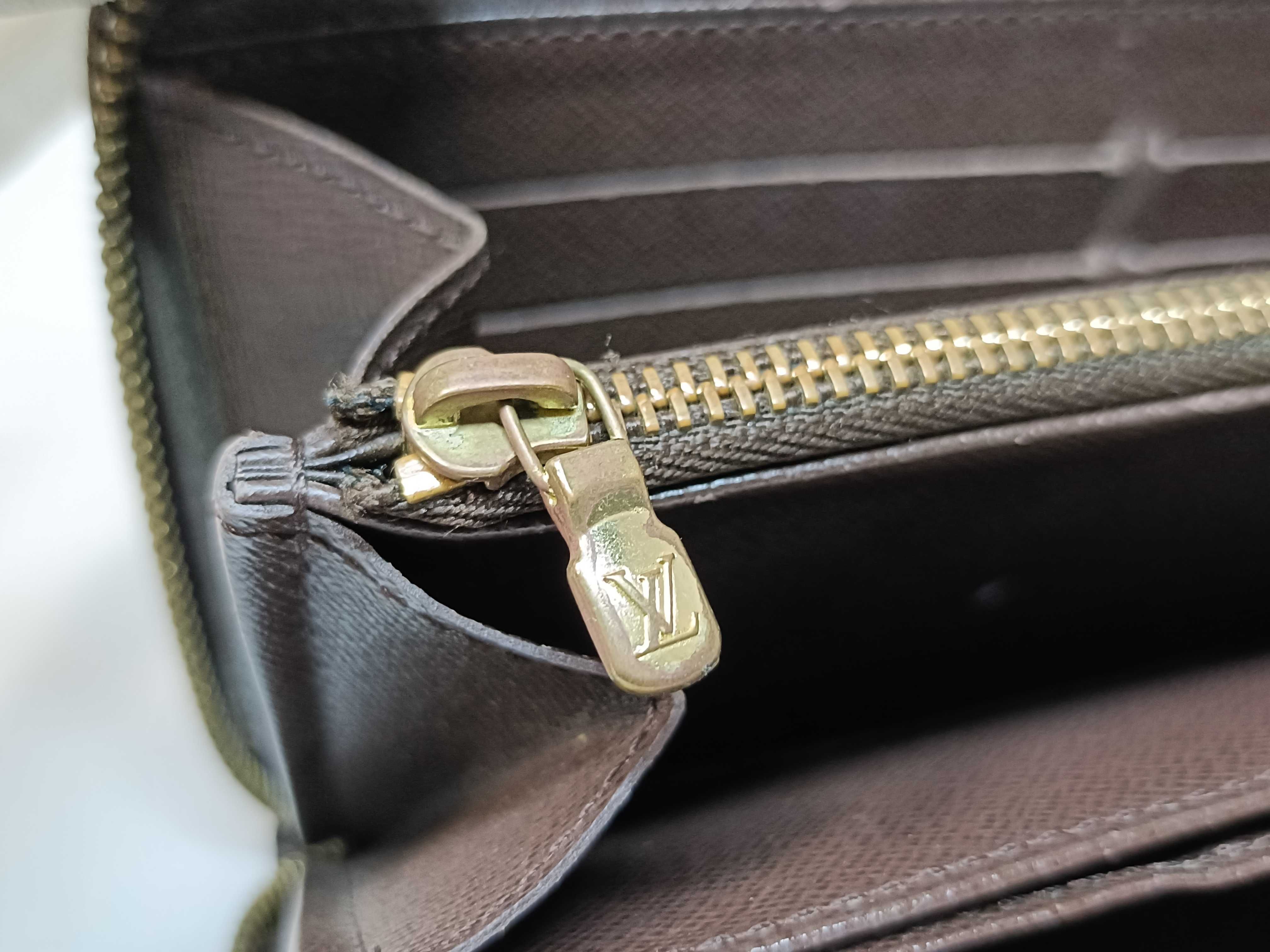 Damier Zippy Wallet — view 10