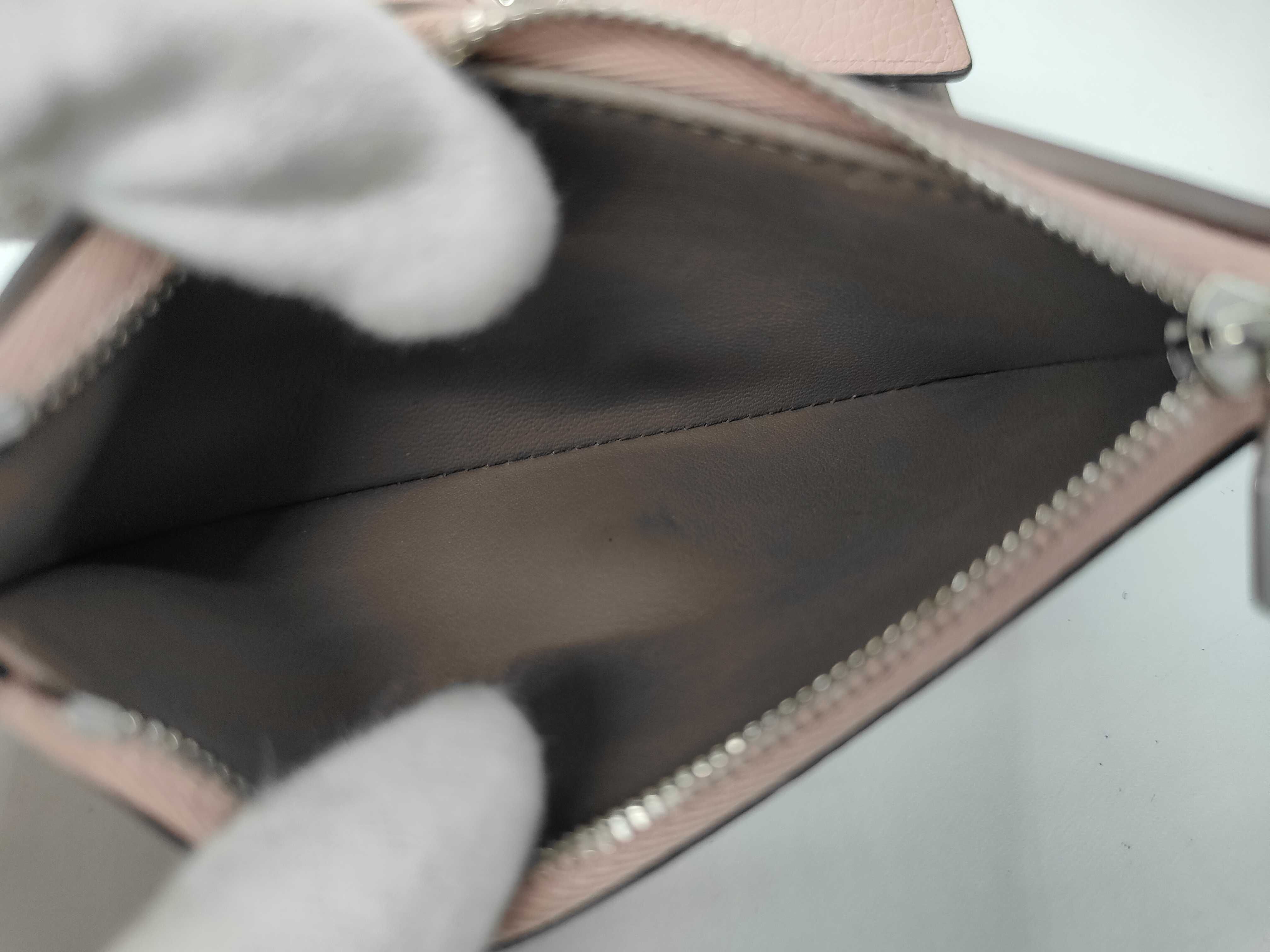 Portefeuille Capucines Compact Capucines M62156 Wallet — view 9