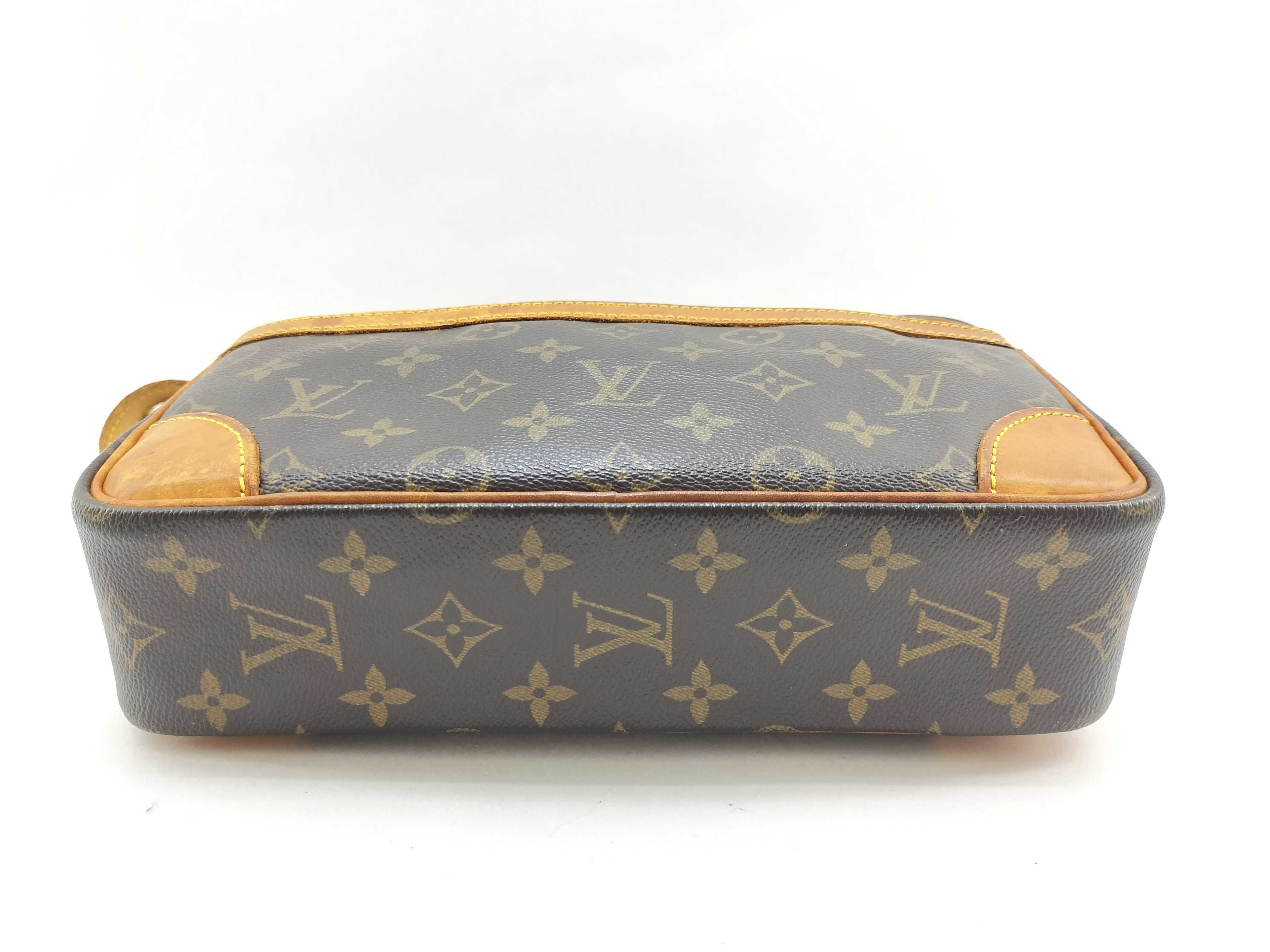 Monogram Louis Vuitton Trocadero 27 Shoulder Bag — view 3