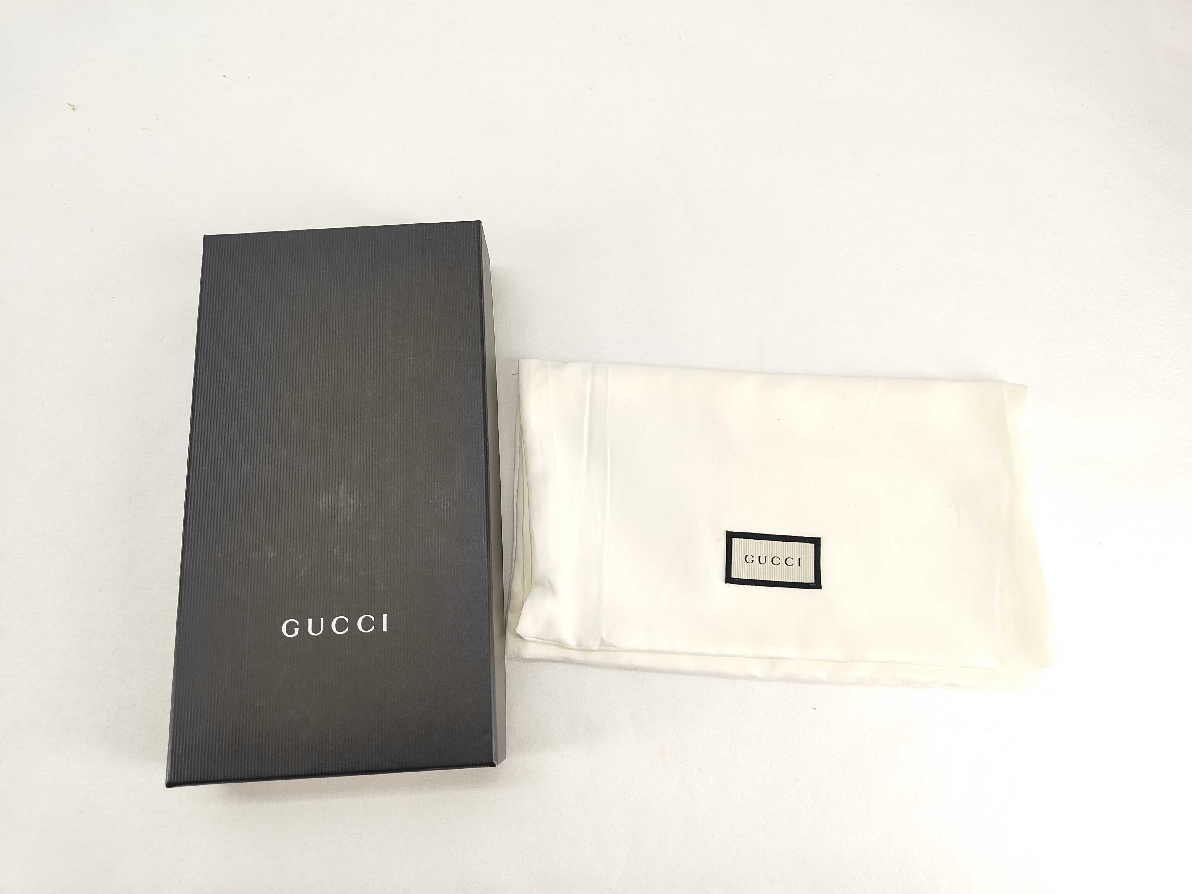 Soho Gucci long wallet with box and dust bag. — view 14