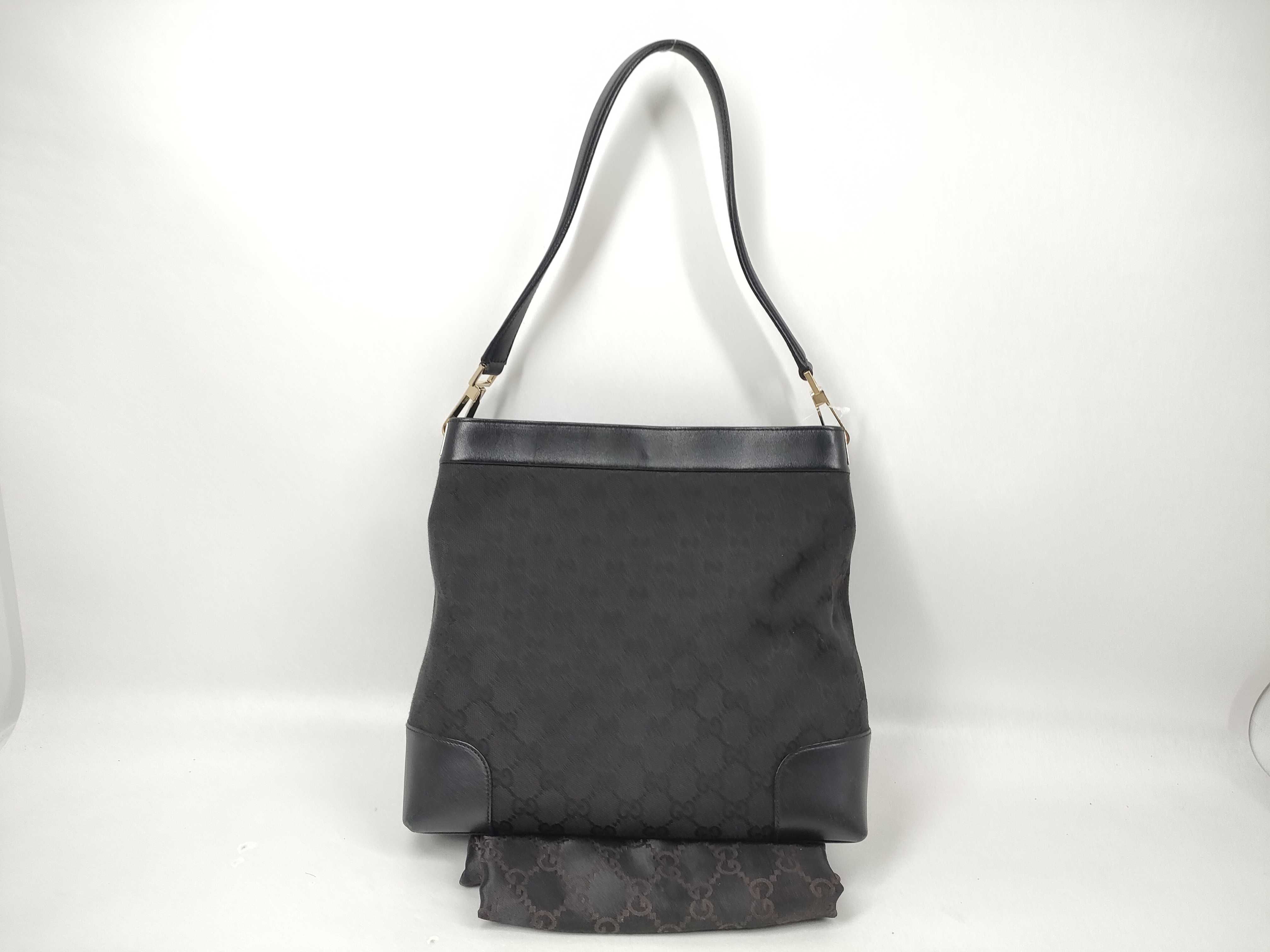 GG Canvas Shoulder Bag, Black