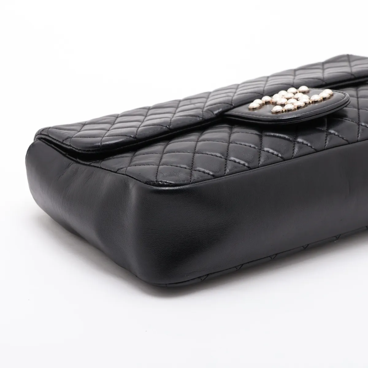 Matelassé Lambskin Single Flap Single Chain Bag, Black with Gold Hardware, 17746531, Serial Number 17 — view 4