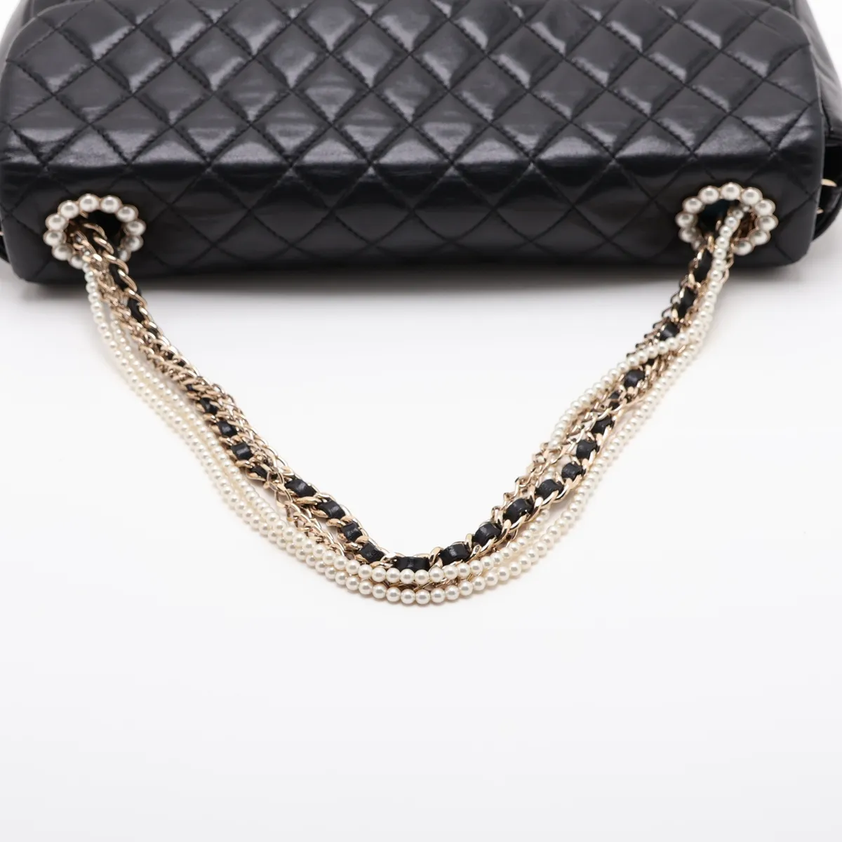 Matelassé Lambskin Single Flap Single Chain Bag, Black with Gold Hardware, 17746531, Serial Number 17 — view 5