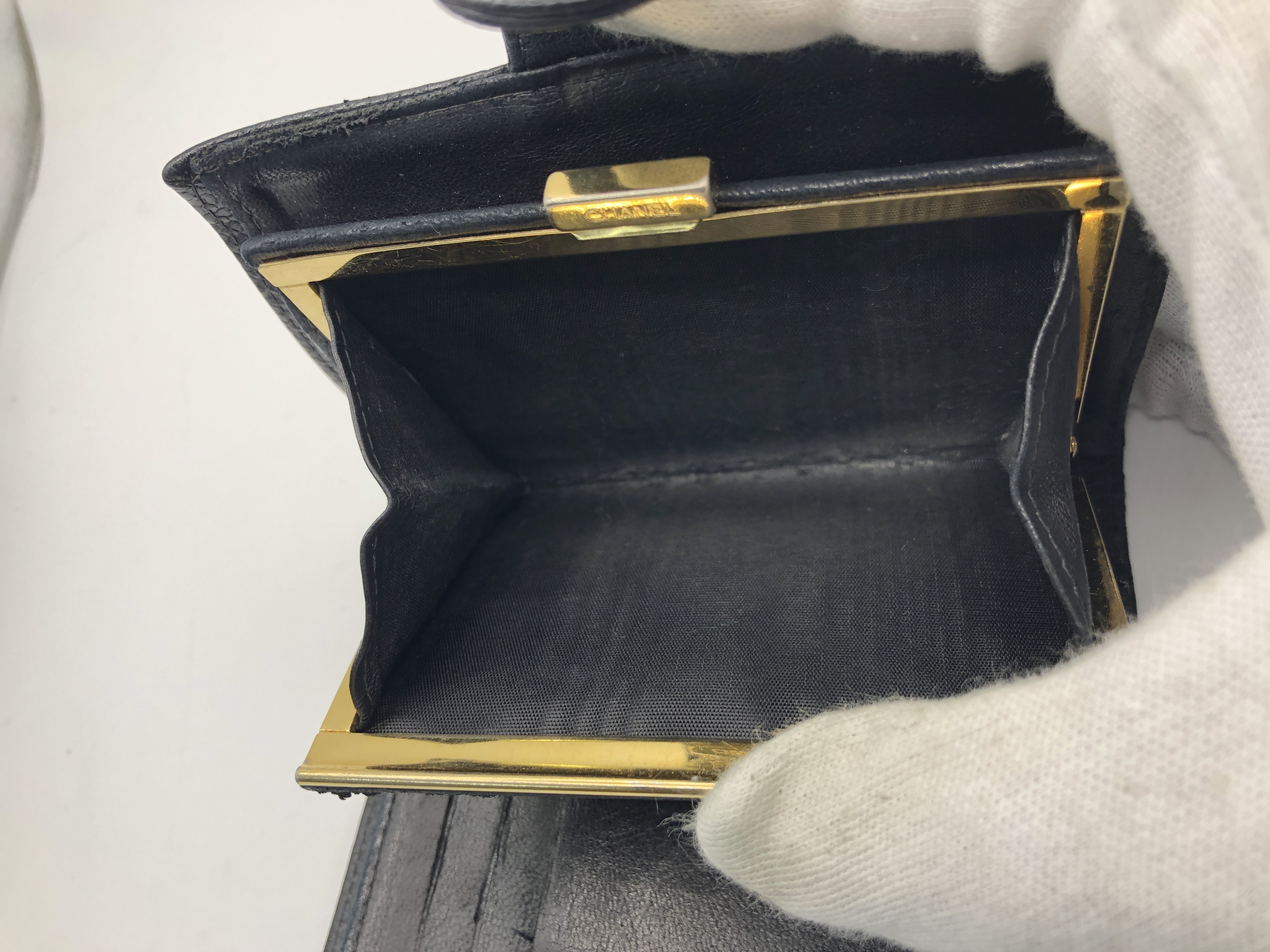 Caviar Skin Coco Mark Bifold Wallet with Seal 8551356 Caviar Skin Black Wallet with Guarantee Card — view 5