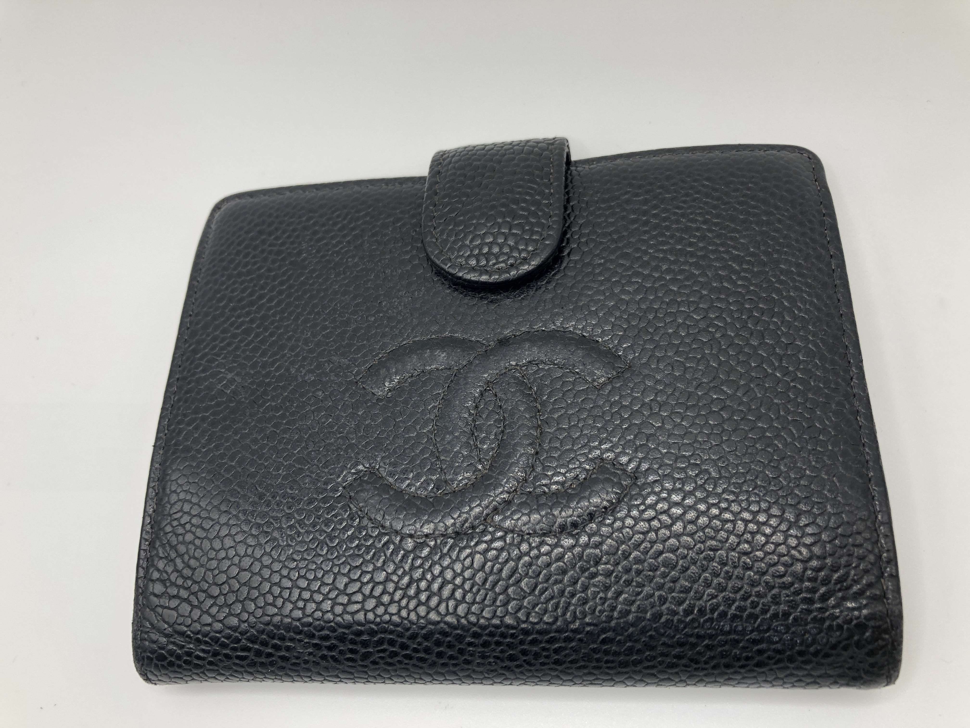Caviar Skin Coco Mark Bifold Wallet with Seal 8551356 Caviar Skin Black Wallet with Guarantee Card — view 8
